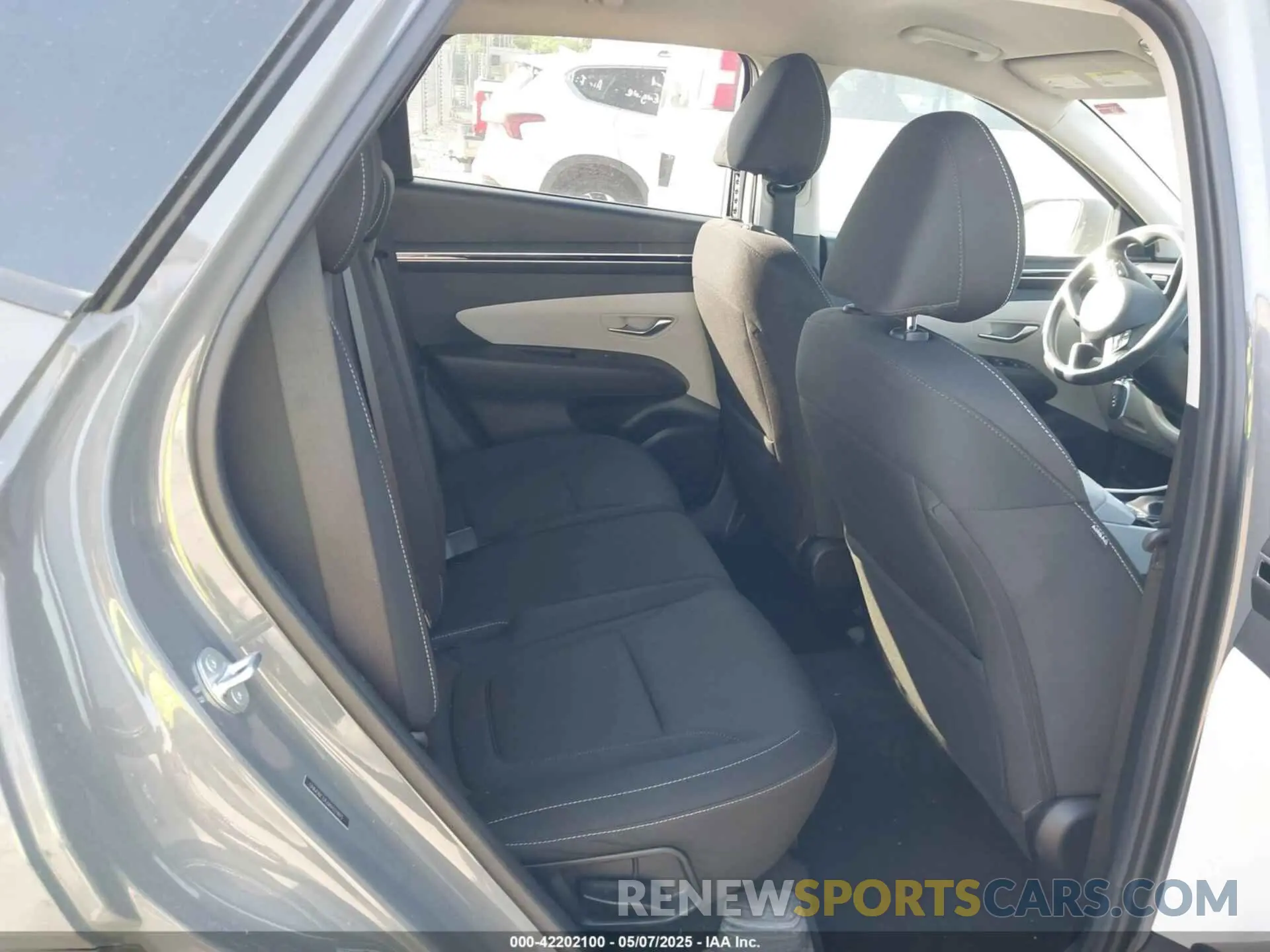 8 fotografías del automóvil dañado 5NMJBCDE6RH327893 HYUNDAI TUCSON 2024