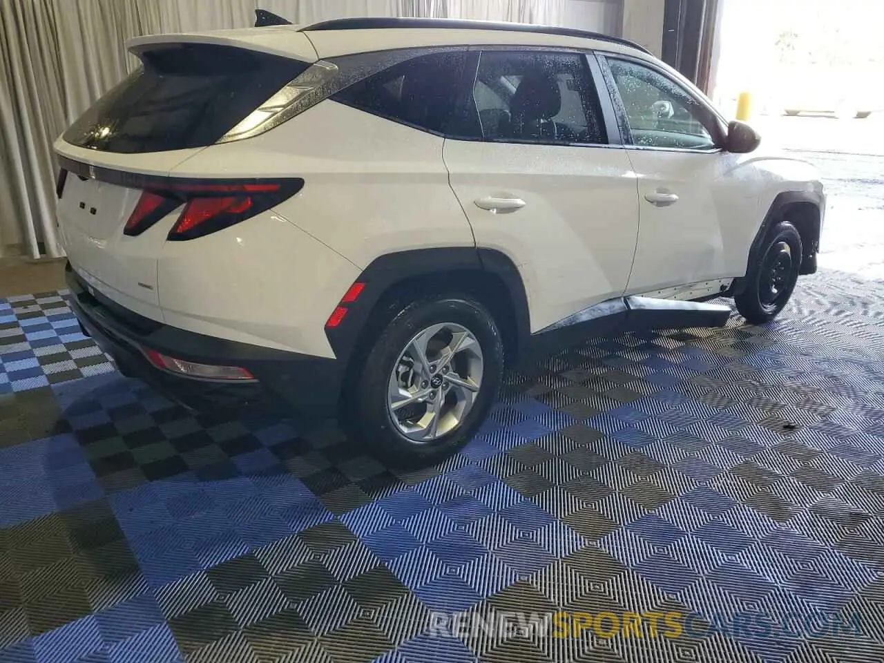 3 fotografías del automóvil dañado 5NMJBCDE6RH384384 HYUNDAI TUCSON 2024