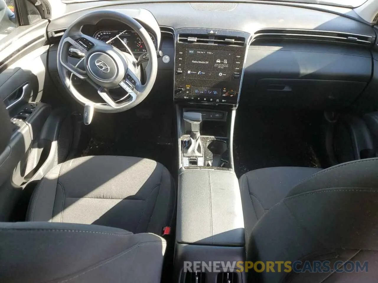 8 fotografías del automóvil dañado 5NMJBCDE7RH303750 HYUNDAI TUCSON 2024