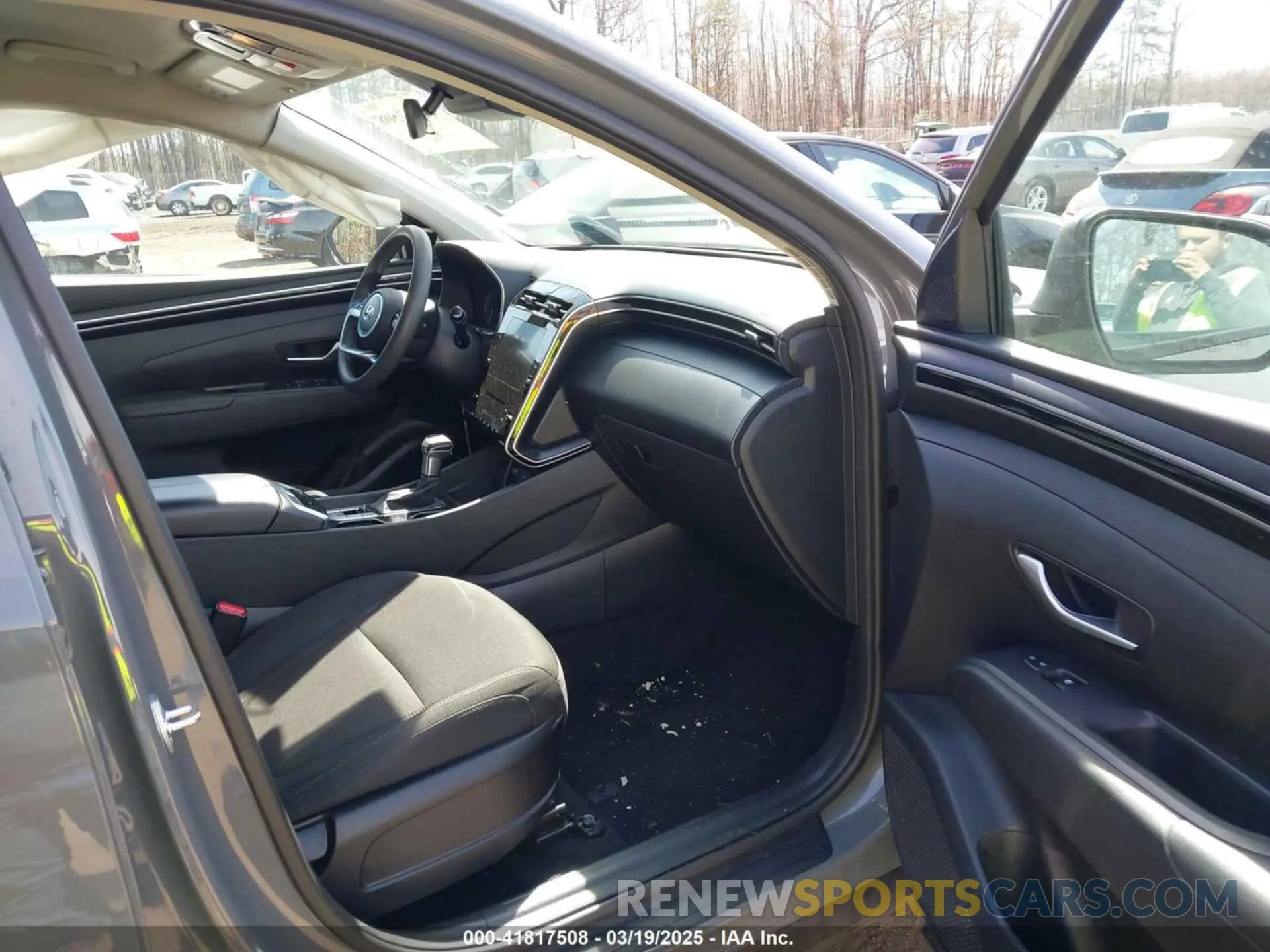 5 fotografías del automóvil dañado 5NMJBCDE8RH297828 HYUNDAI TUCSON 2024