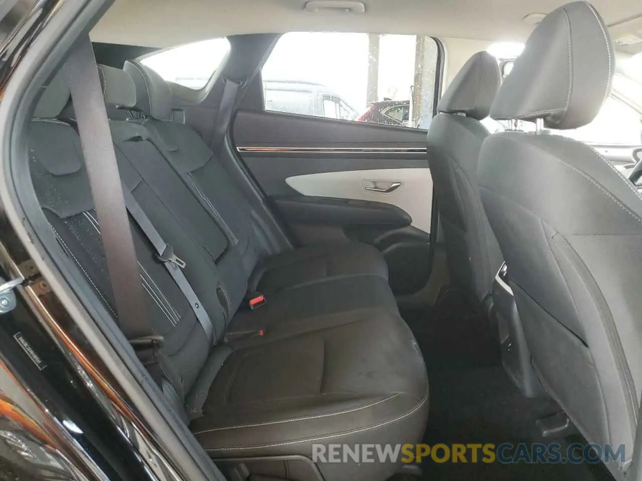 10 fotografías del automóvil dañado 5NMJBCDE9RH389269 HYUNDAI TUCSON 2024