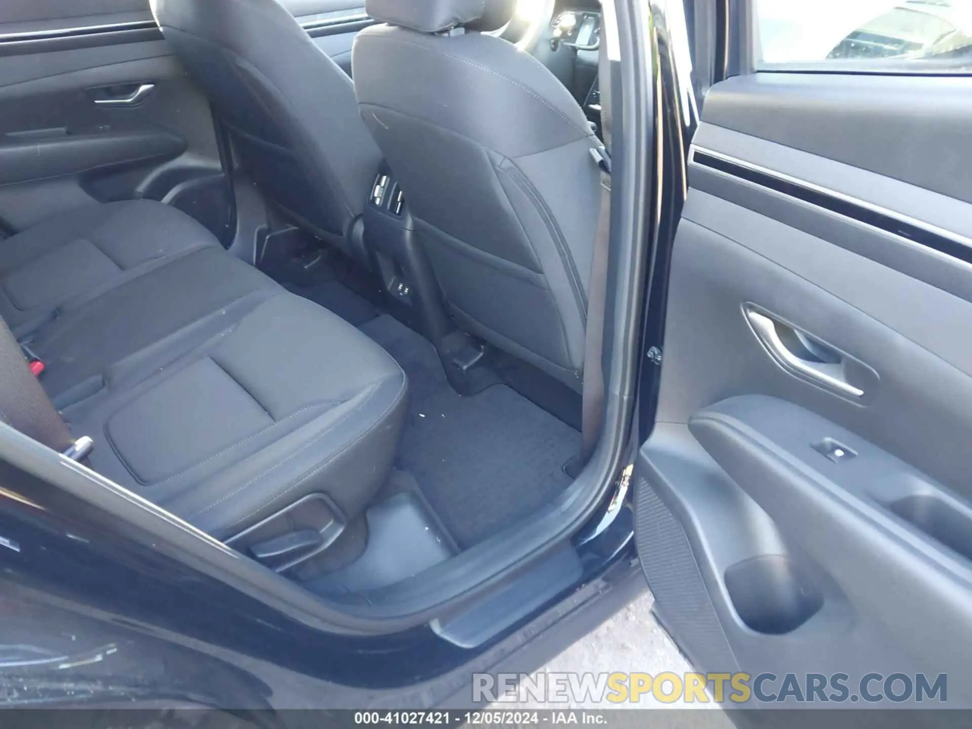 8 fotografías del automóvil dañado 5NMJBCDE9RH419791 HYUNDAI TUCSON 2024