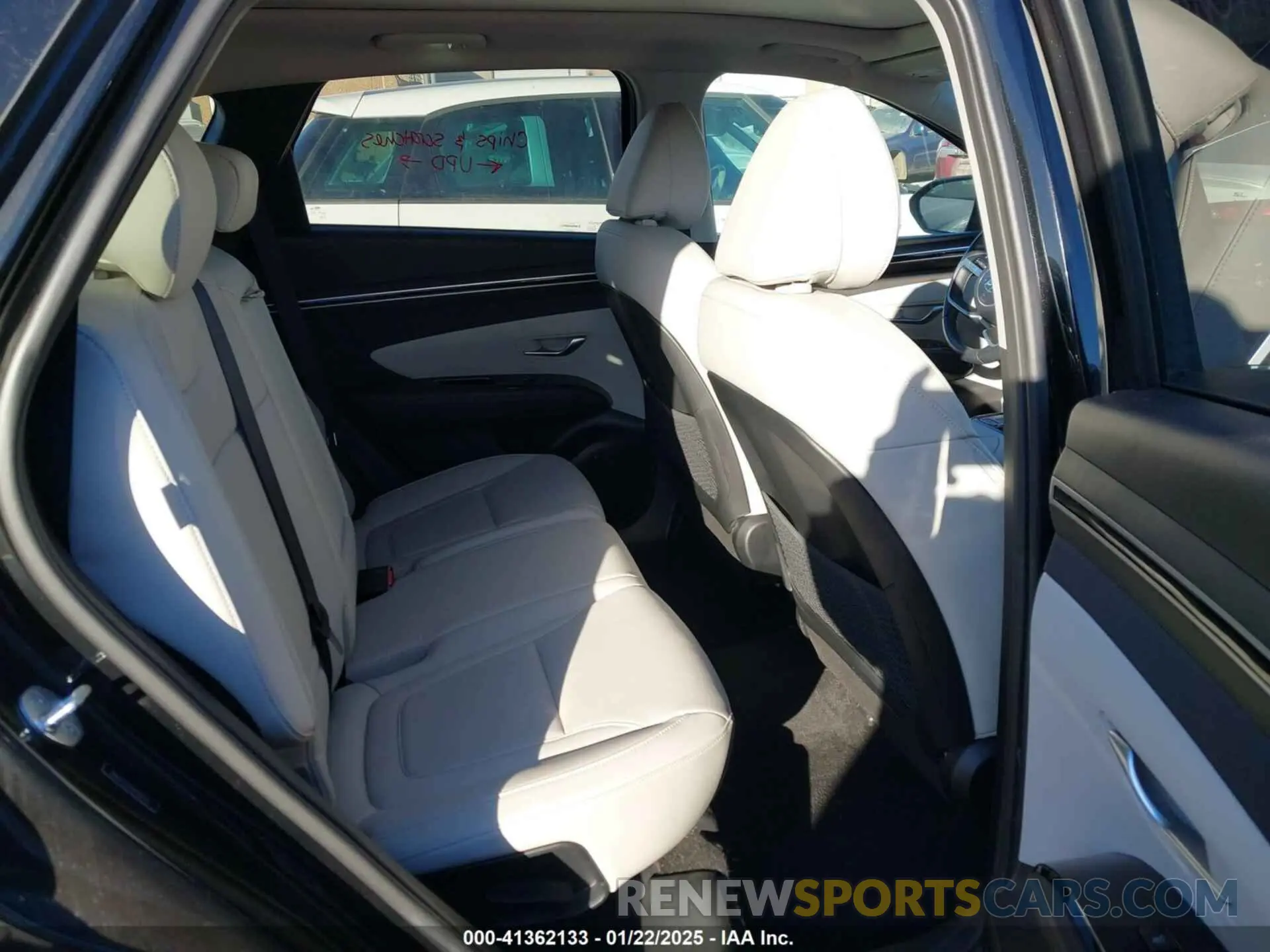 8 fotografías del automóvil dañado 5NMJE3DE0RH306562 HYUNDAI TUCSON 2024