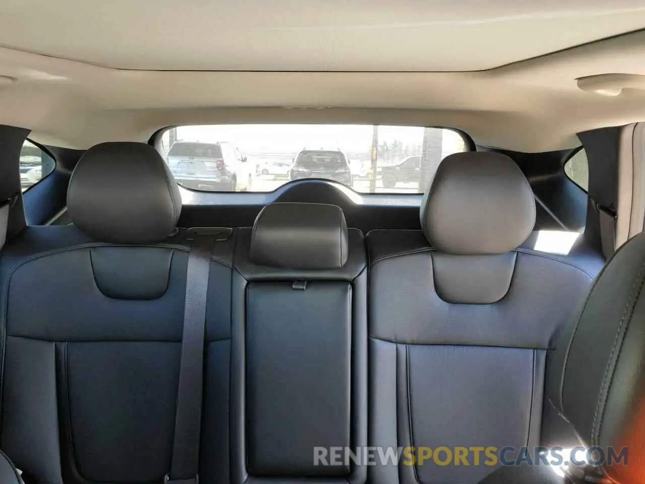 10 fotografías del automóvil dañado 5NMJE3DE1RH418688 HYUNDAI TUCSON 2024
