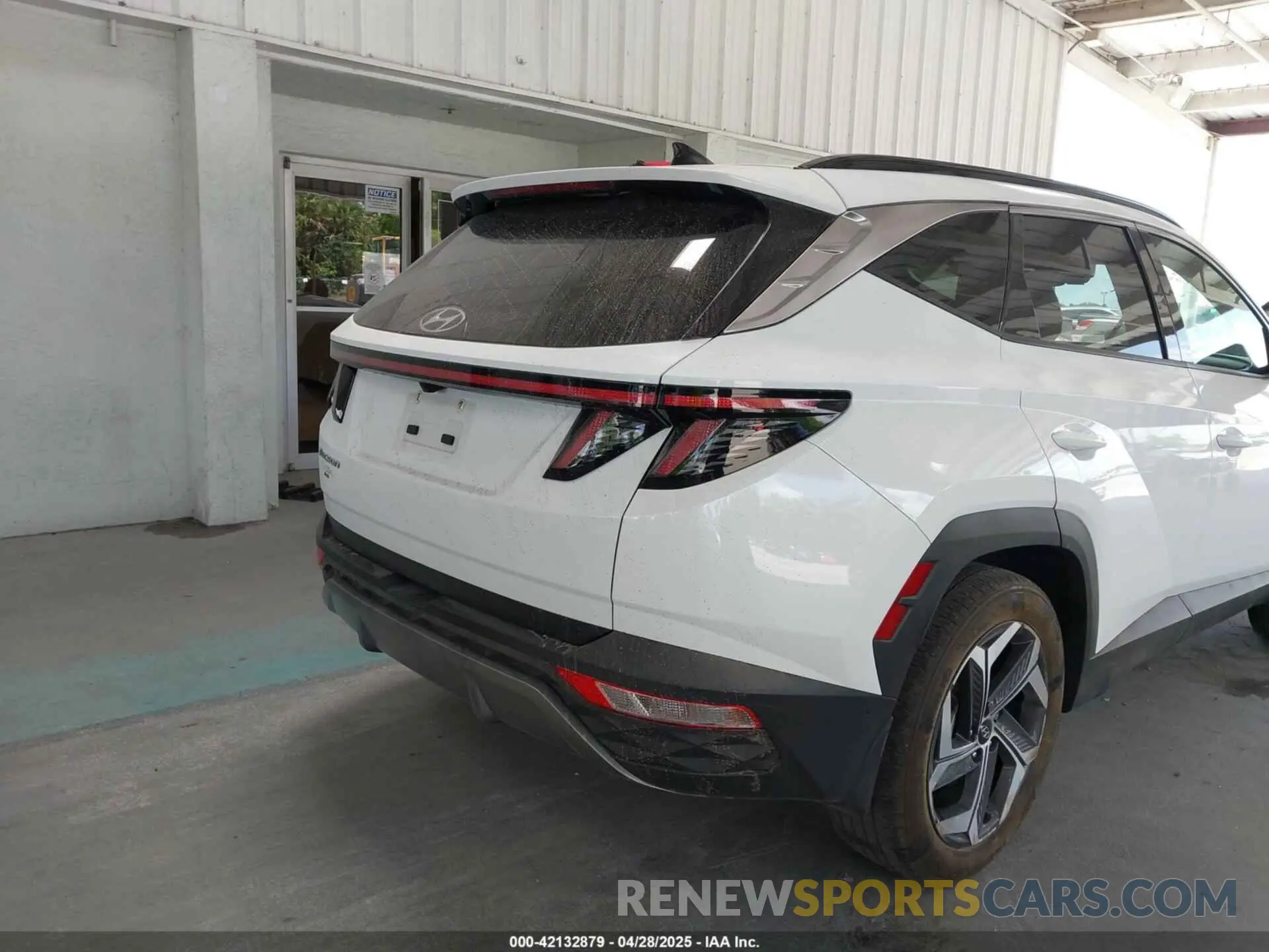 16 fotografías del automóvil dañado 5NMJE3DE3RH398587 HYUNDAI TUCSON 2024