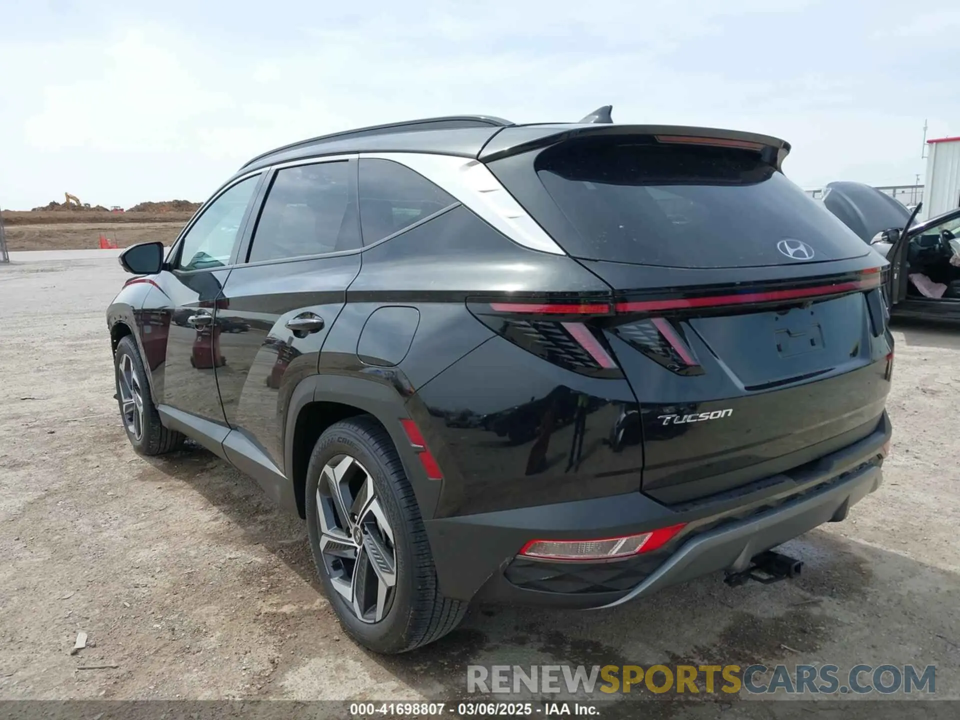 3 fotografías del automóvil dañado 5NMJE3DE4RH346935 HYUNDAI TUCSON 2024