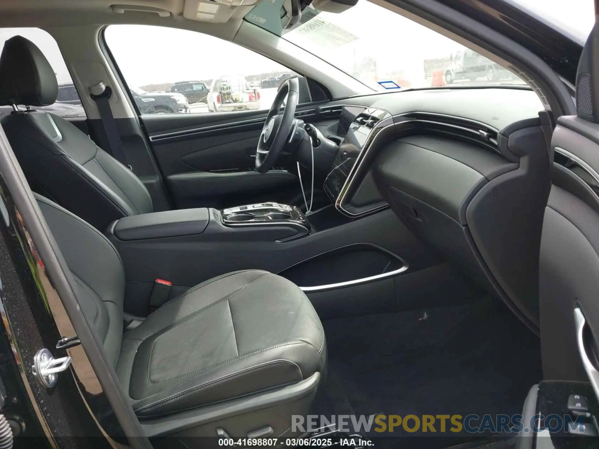 5 fotografías del automóvil dañado 5NMJE3DE4RH346935 HYUNDAI TUCSON 2024