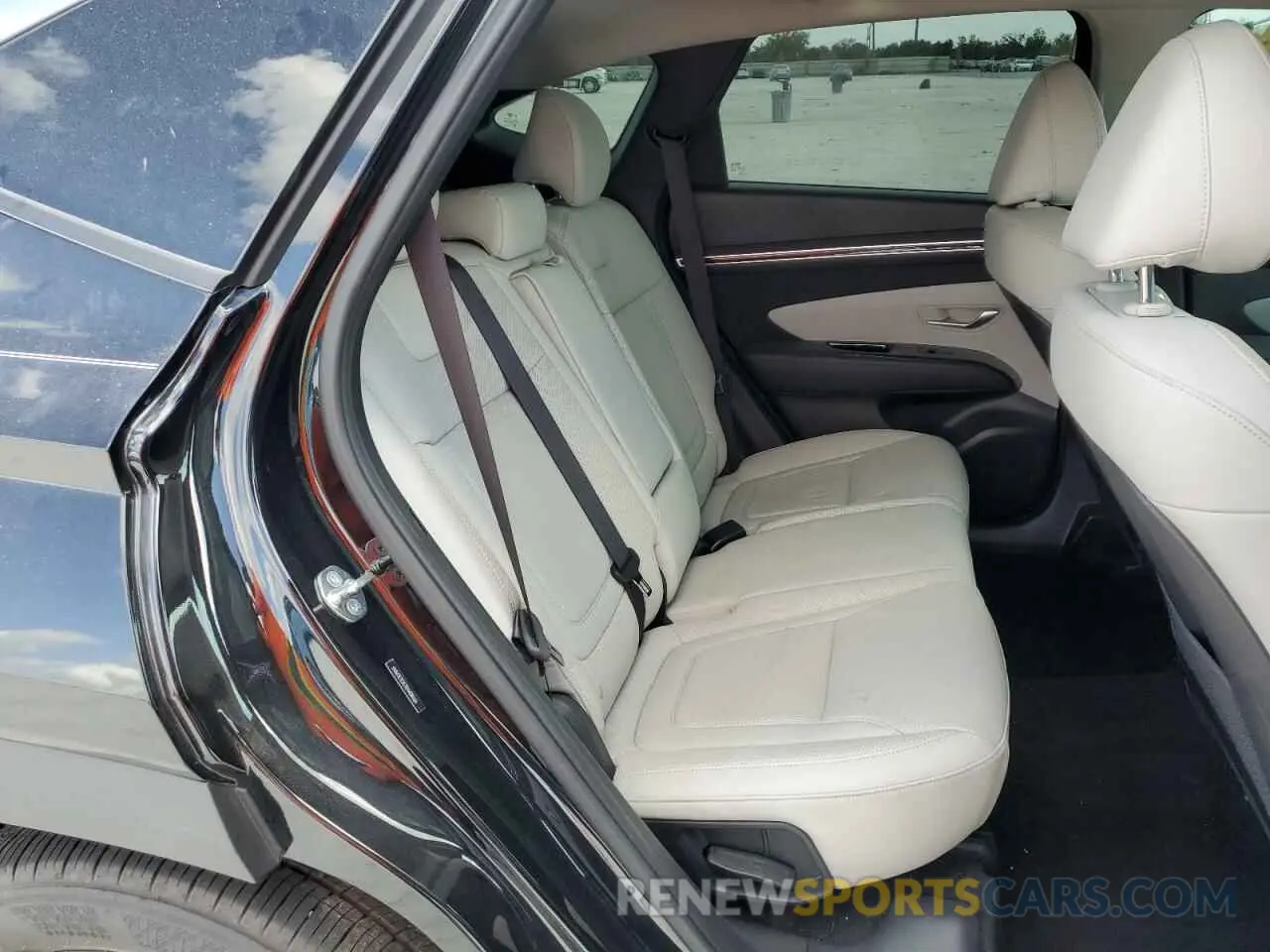 11 fotografías del automóvil dañado 5NMJE3DE7RH408666 HYUNDAI TUCSON 2024