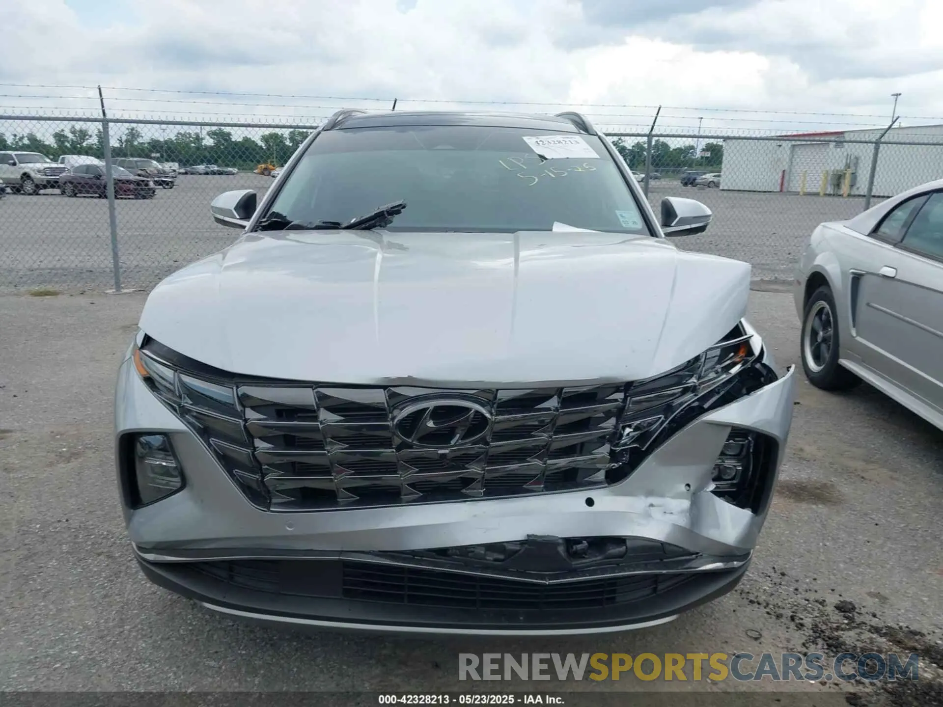 12 fotografías del automóvil dañado 5NMJE3DE9RH397721 HYUNDAI TUCSON 2024