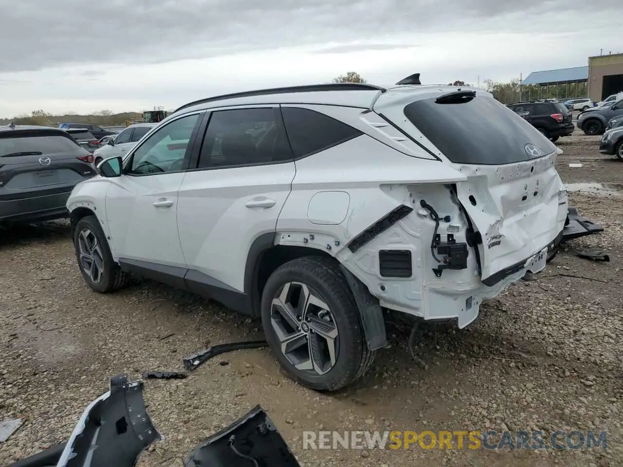 2 fotografías del automóvil dañado 5NMJECDE0RH385506 HYUNDAI TUCSON 2024