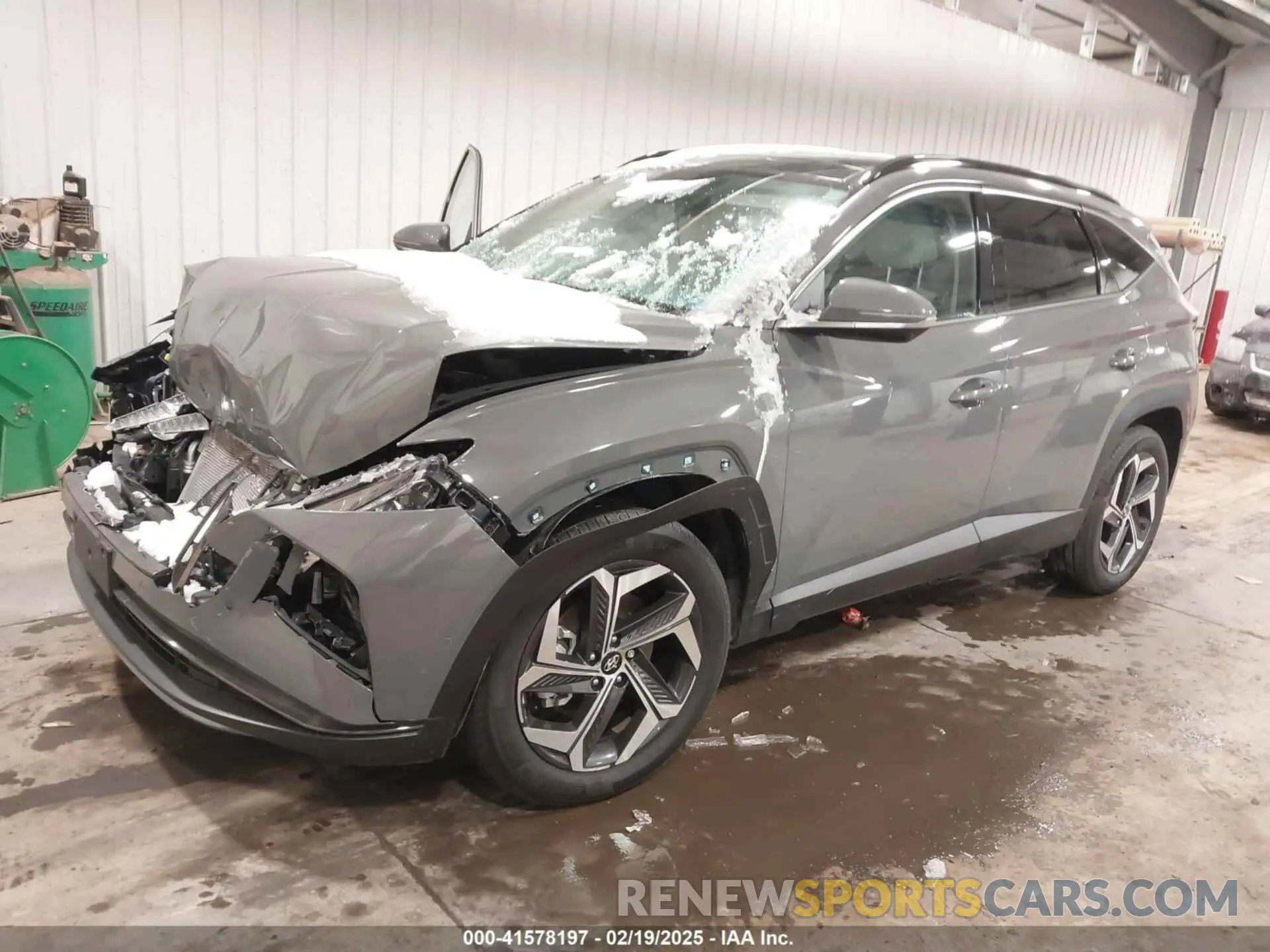 2 fotografías del automóvil dañado 5NMJECDEXRH340573 HYUNDAI TUCSON 2024