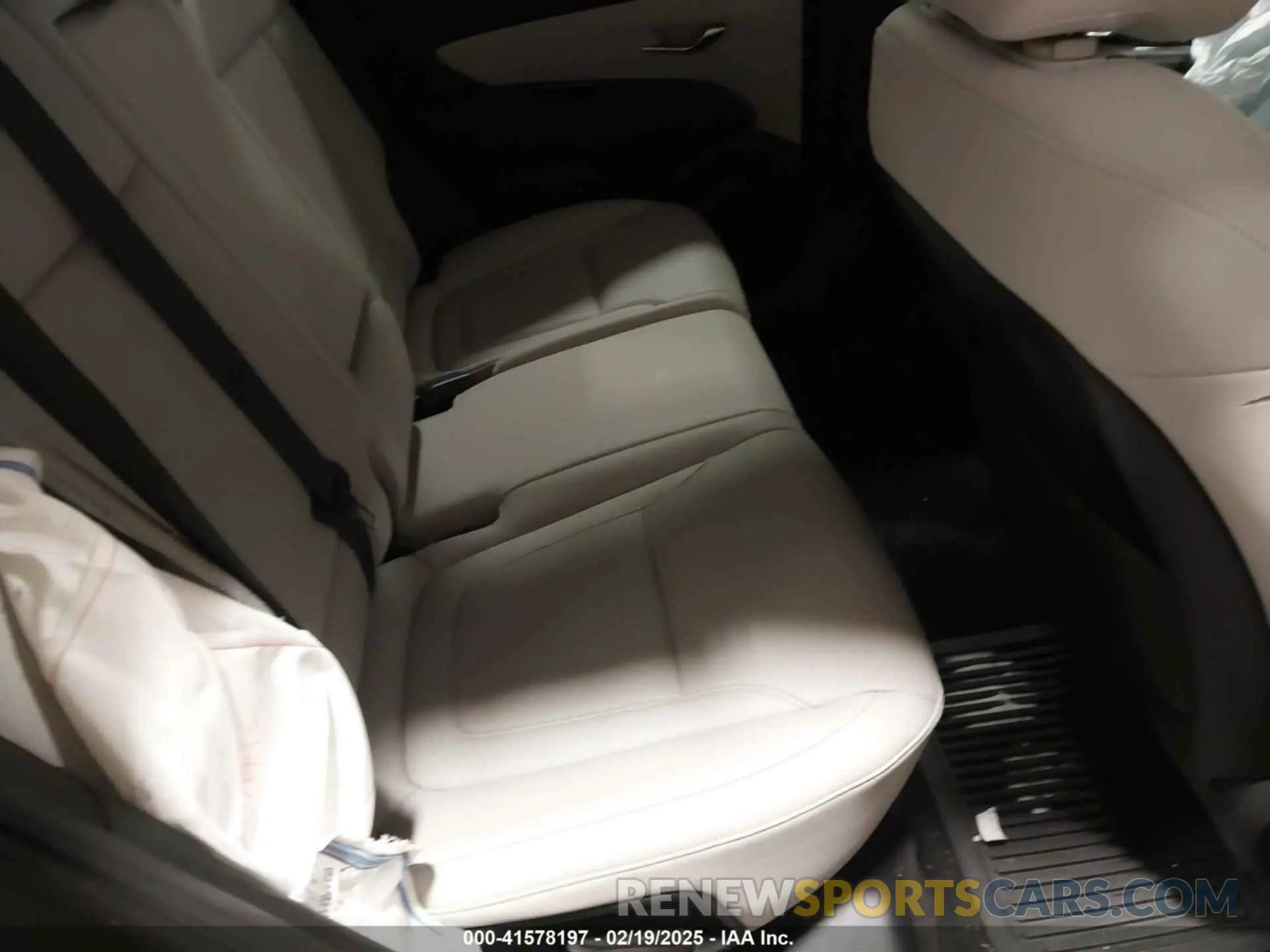 8 fotografías del automóvil dañado 5NMJECDEXRH340573 HYUNDAI TUCSON 2024