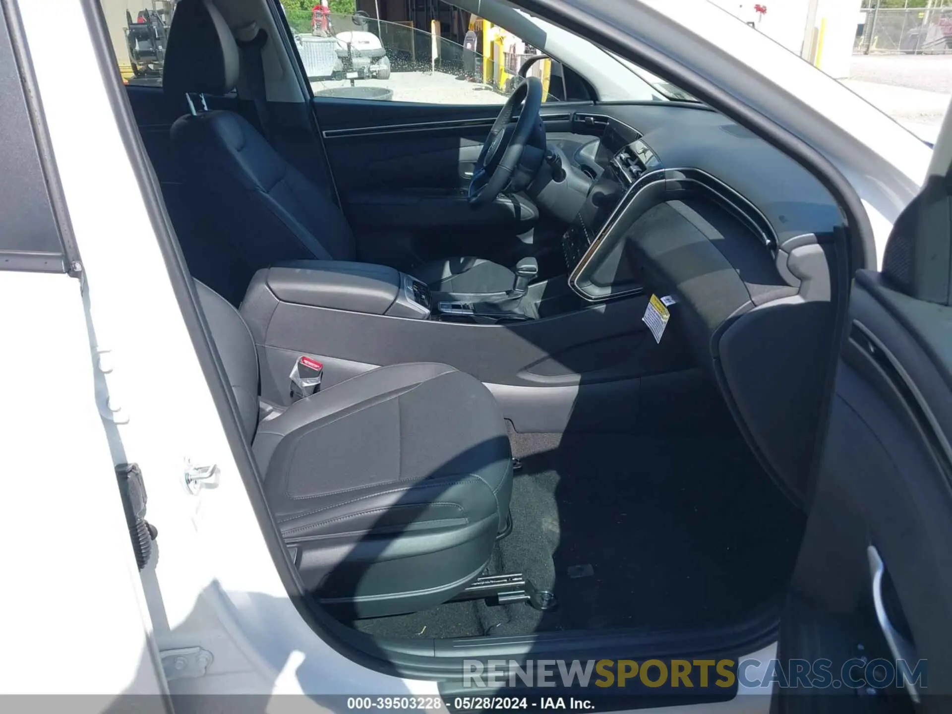 5 fotografías del automóvil dañado 5NMJF3DE1RH344265 HYUNDAI TUCSON 2024