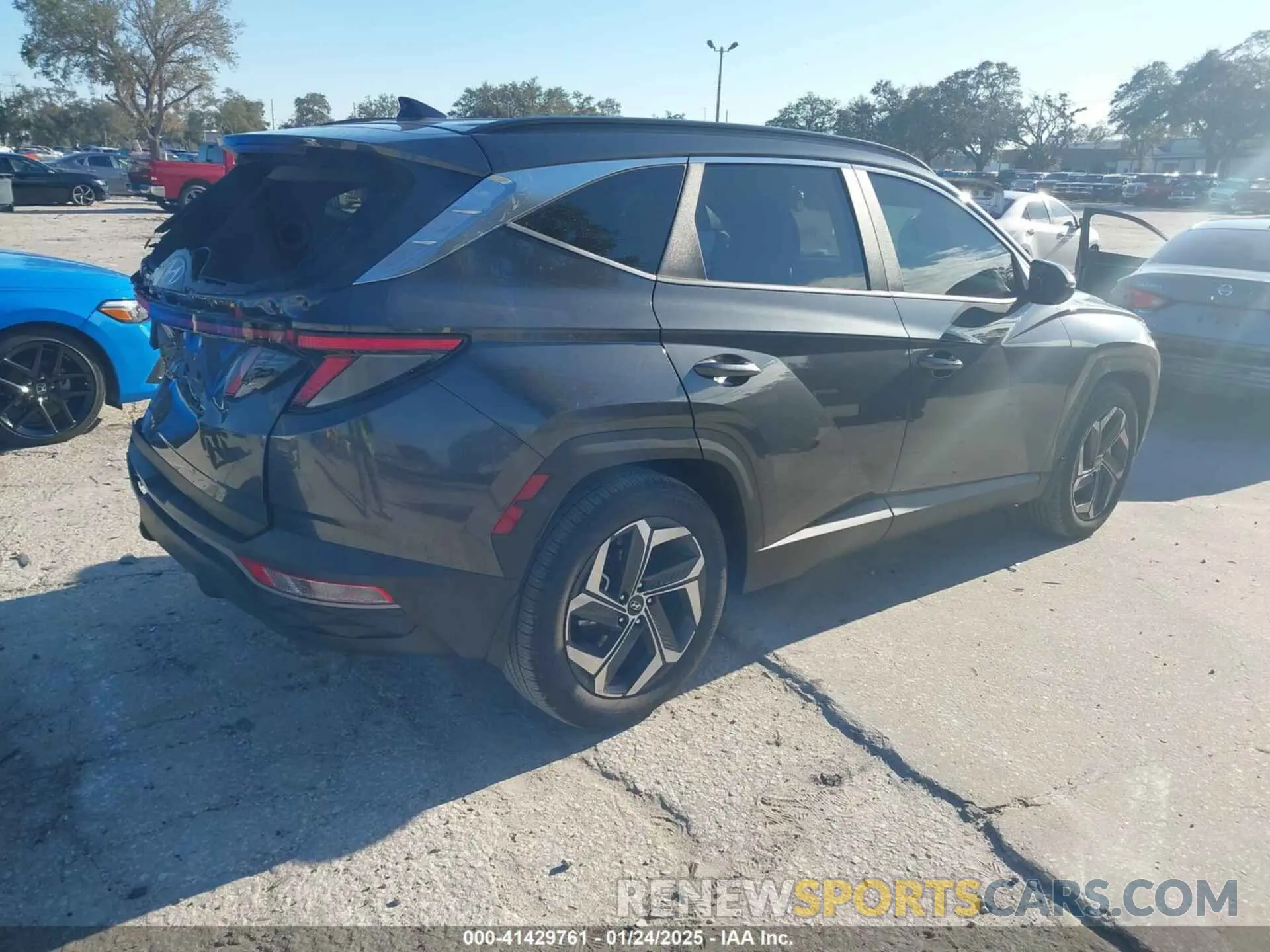 4 fotografías del automóvil dañado 5NMJF3DE2RH337647 HYUNDAI TUCSON 2024