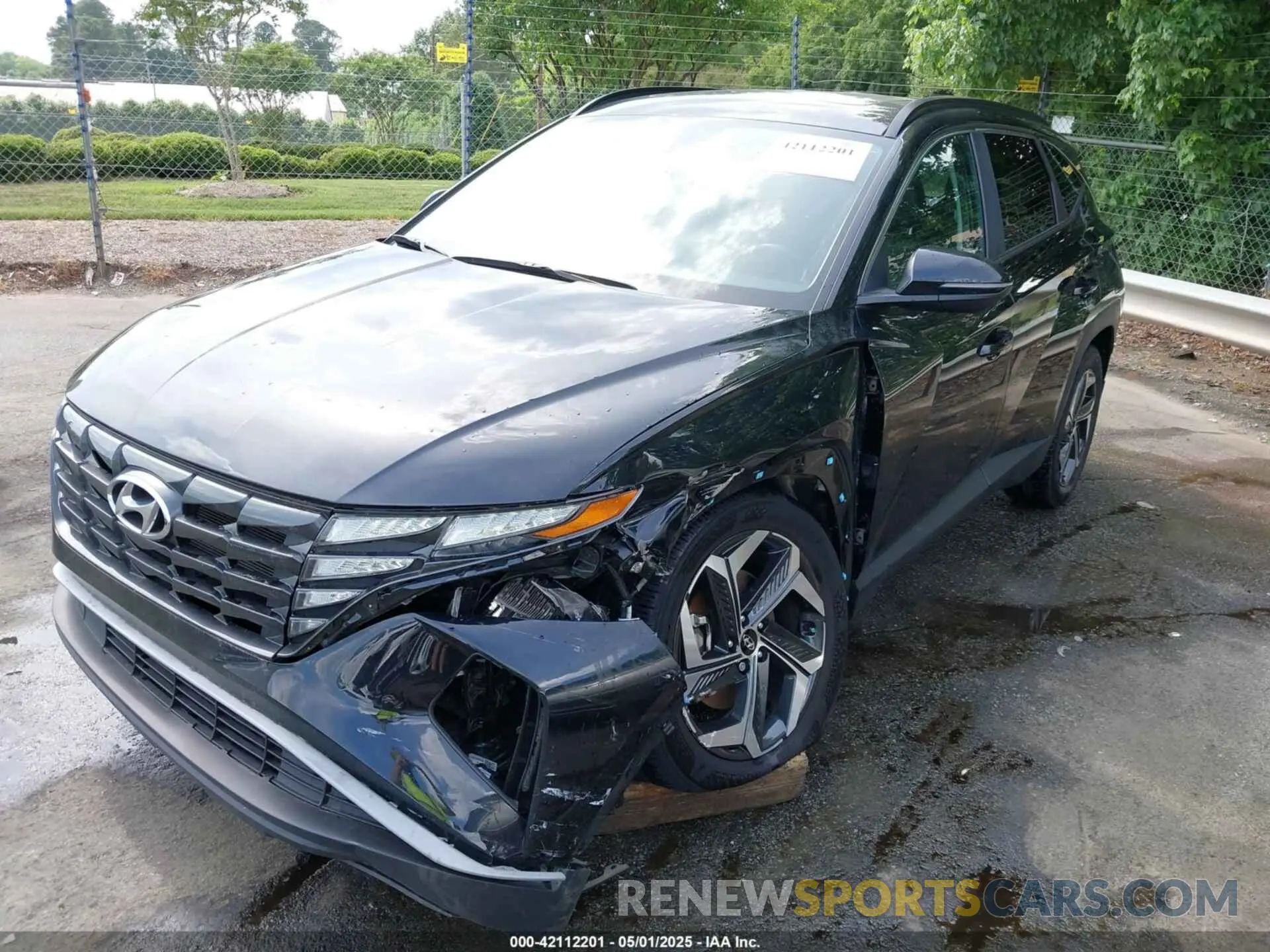 2 fotografías del automóvil dañado 5NMJF3DE3RH329959 HYUNDAI TUCSON 2024