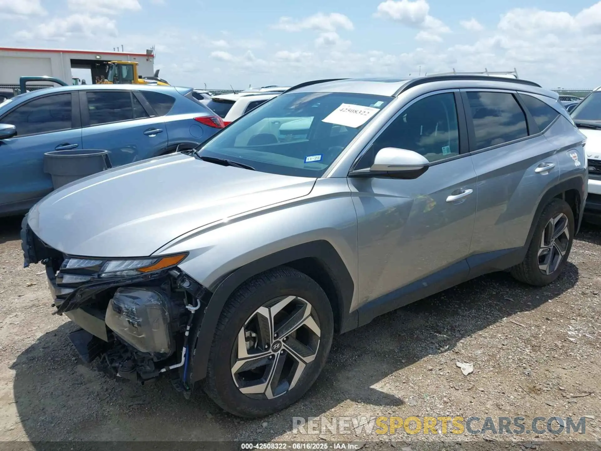 2 fotografías del automóvil dañado 5NMJF3DE3RH359429 HYUNDAI TUCSON 2024