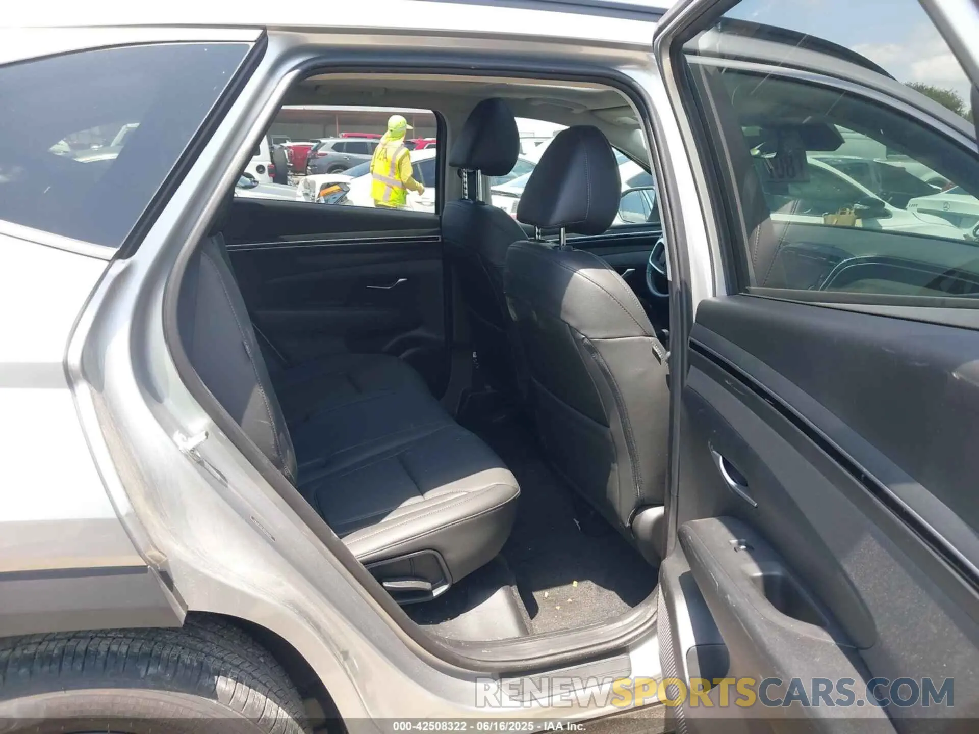 8 fotografías del automóvil dañado 5NMJF3DE3RH359429 HYUNDAI TUCSON 2024