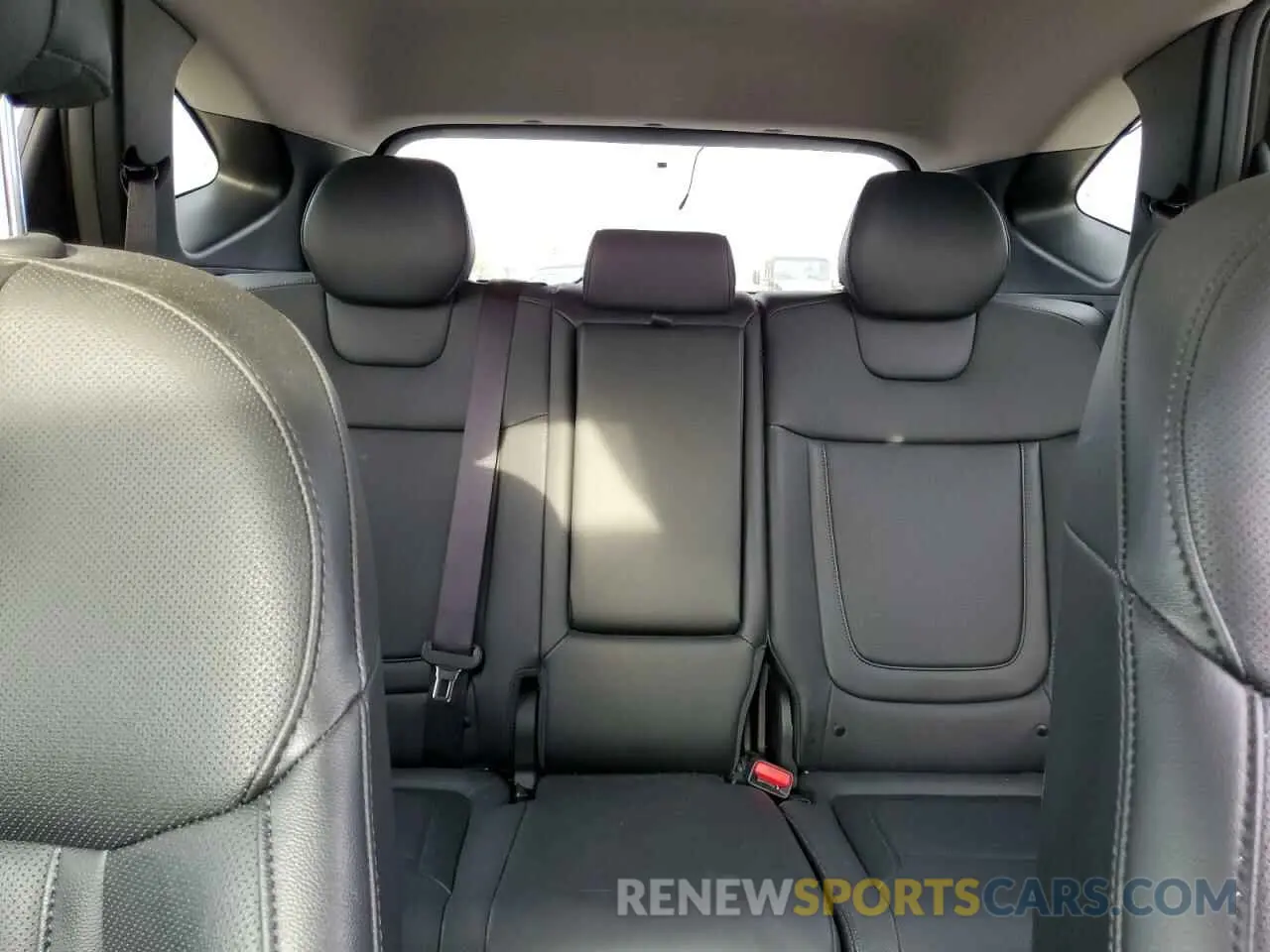 10 fotografías del automóvil dañado 5NMJF3DE6RH346514 HYUNDAI TUCSON 2024