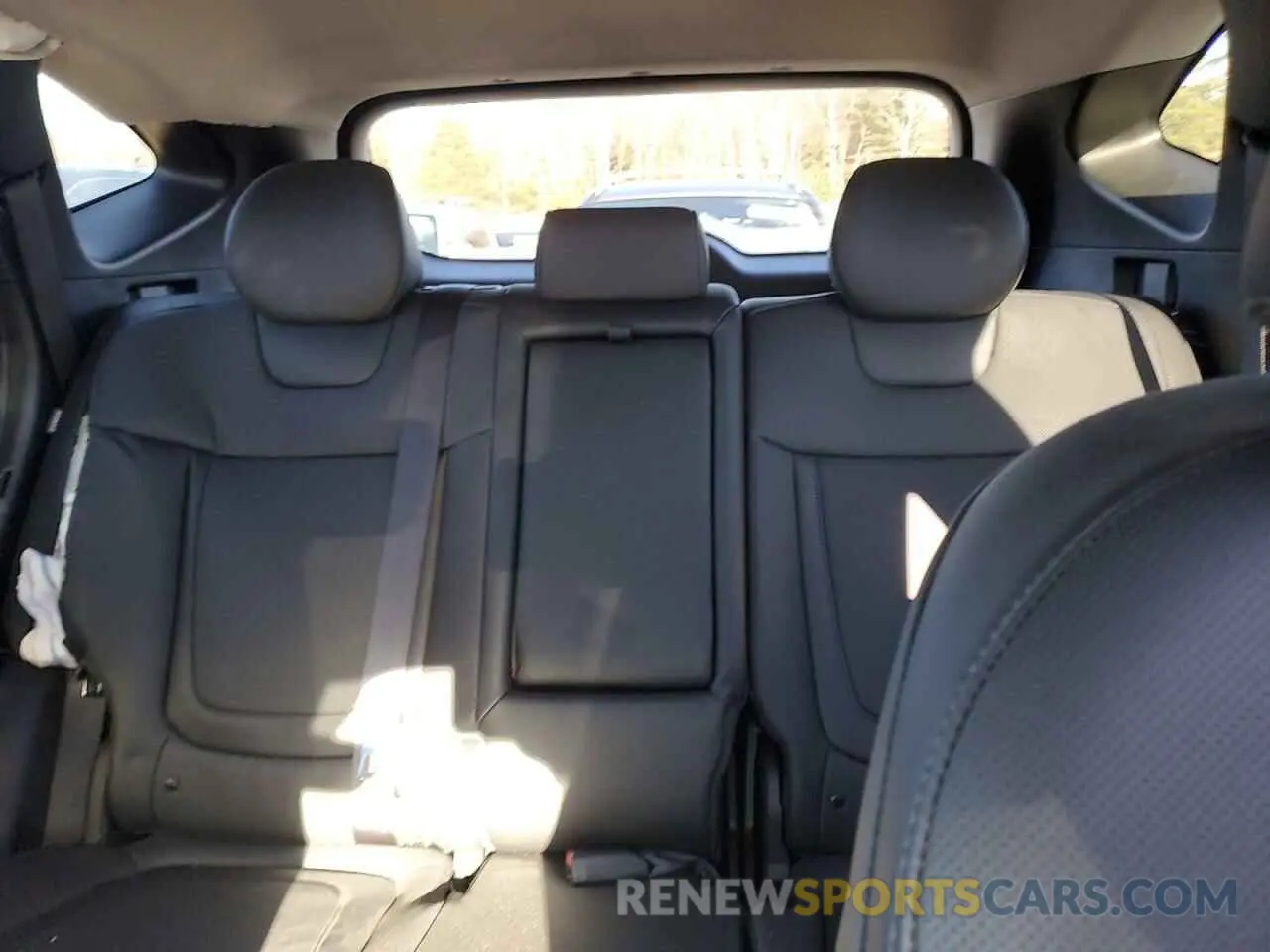 10 fotografías del automóvil dañado 5NMJFCDE0RH364393 HYUNDAI TUCSON 2024