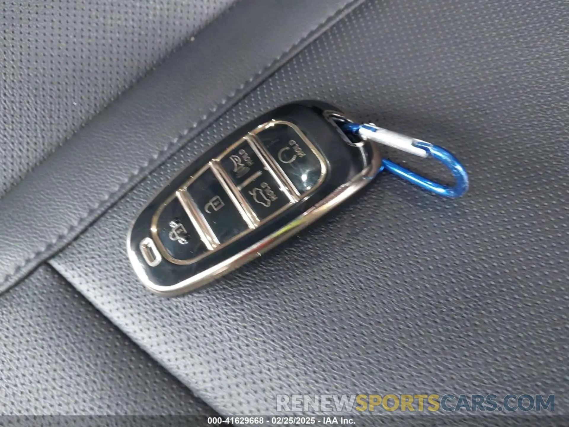 11 fotografías del automóvil dañado 5NMJFCDE0RH393599 HYUNDAI TUCSON 2024