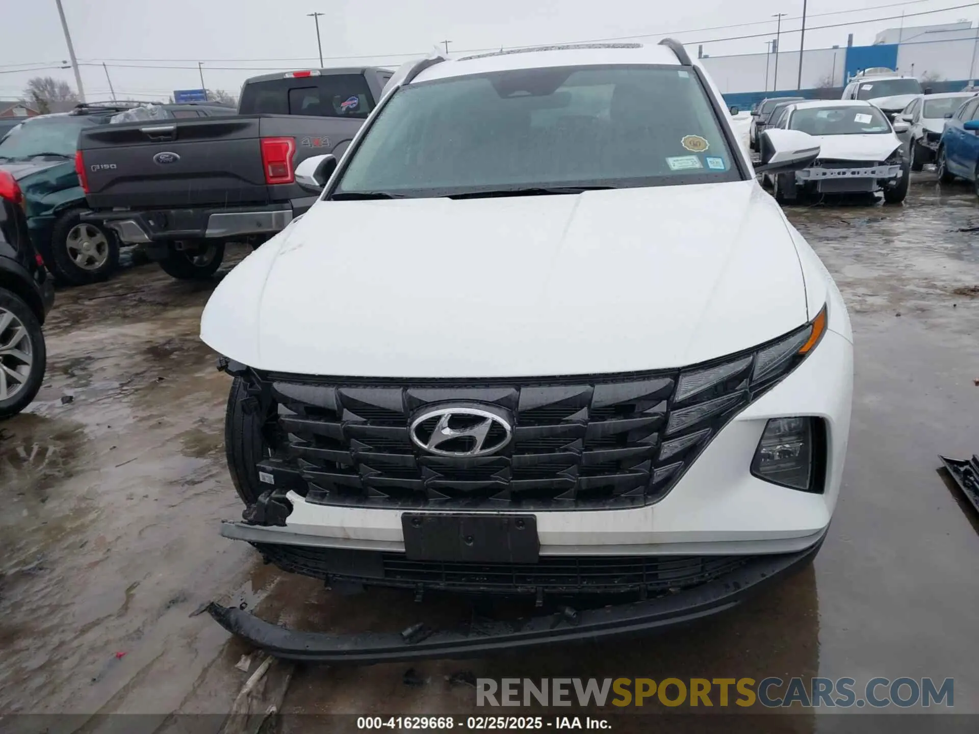 12 fotografías del automóvil dañado 5NMJFCDE0RH393599 HYUNDAI TUCSON 2024