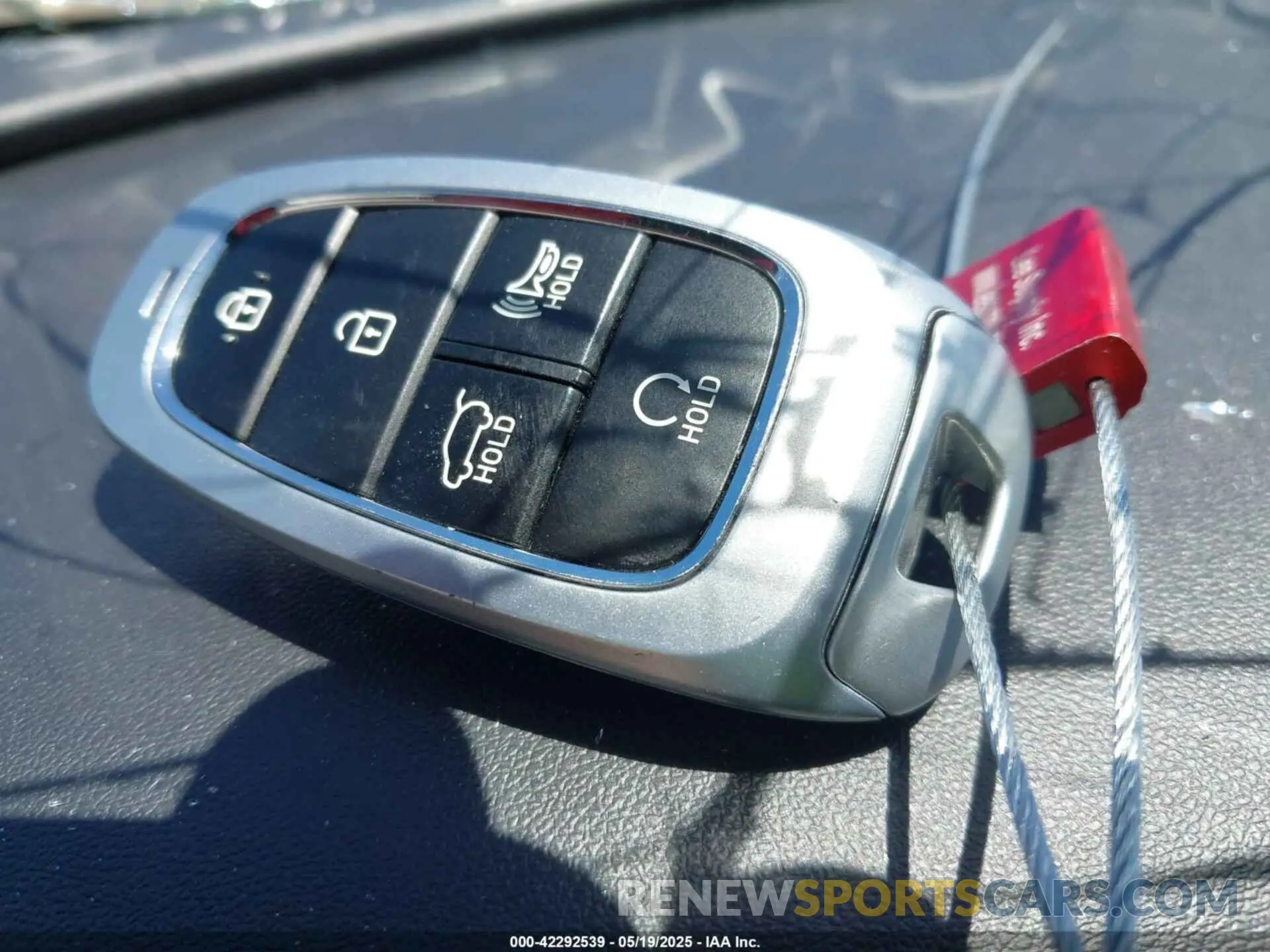 11 fotografías del automóvil dañado 5NMJFCDE1RH342015 HYUNDAI TUCSON 2024