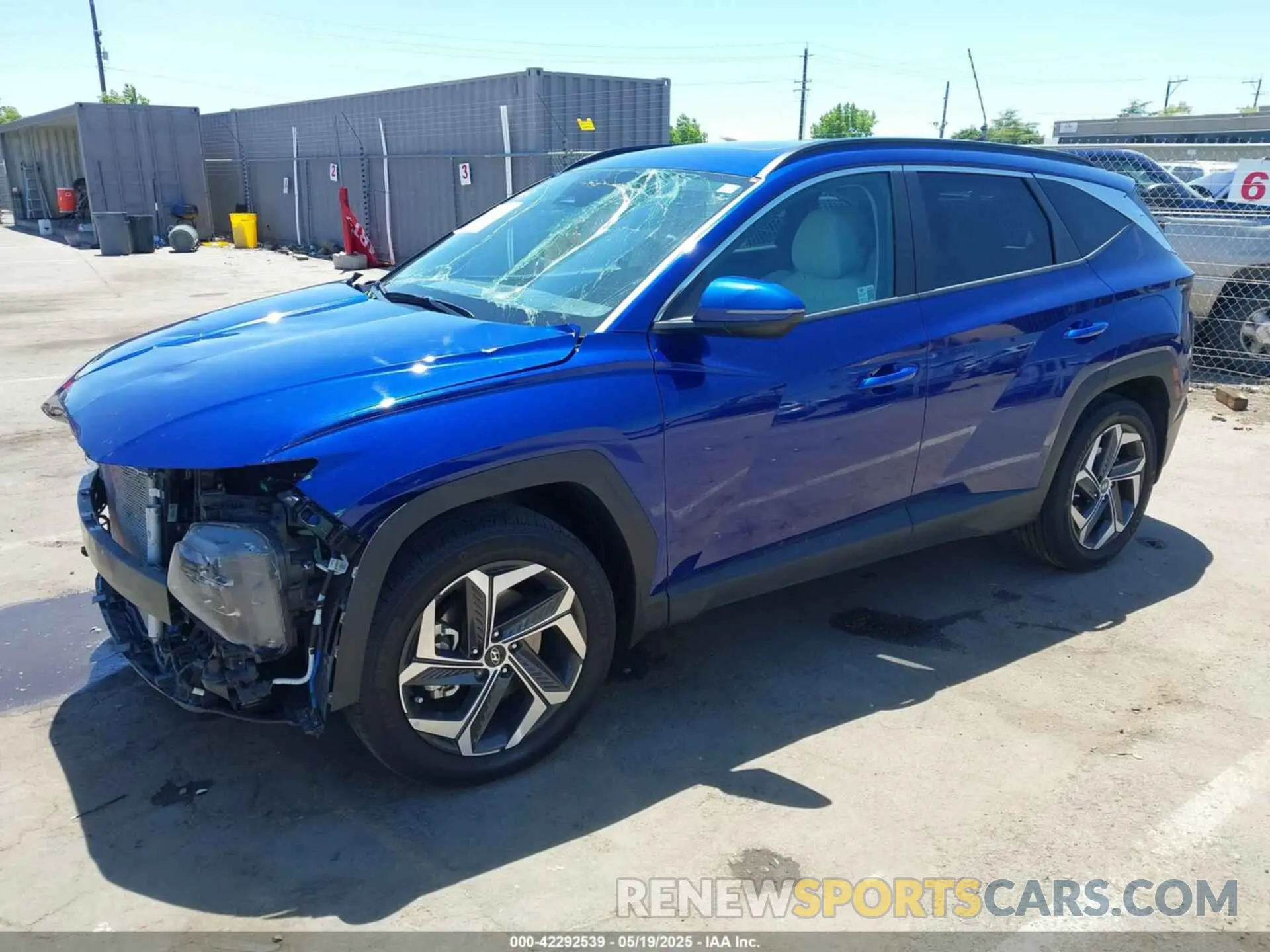 2 fotografías del automóvil dañado 5NMJFCDE1RH342015 HYUNDAI TUCSON 2024