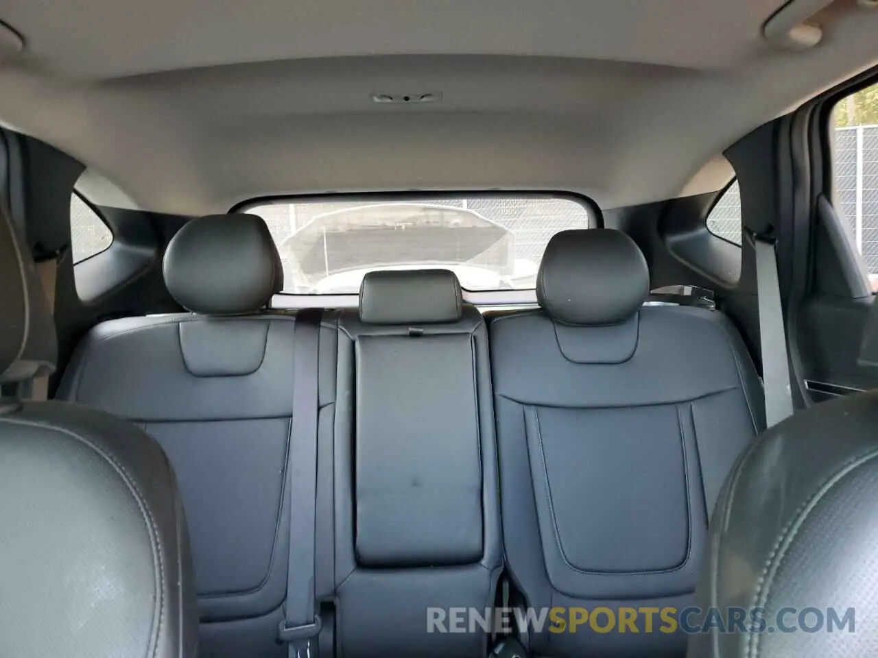 10 fotografías del automóvil dañado 5NMJFCDE4RH435112 HYUNDAI TUCSON 2024