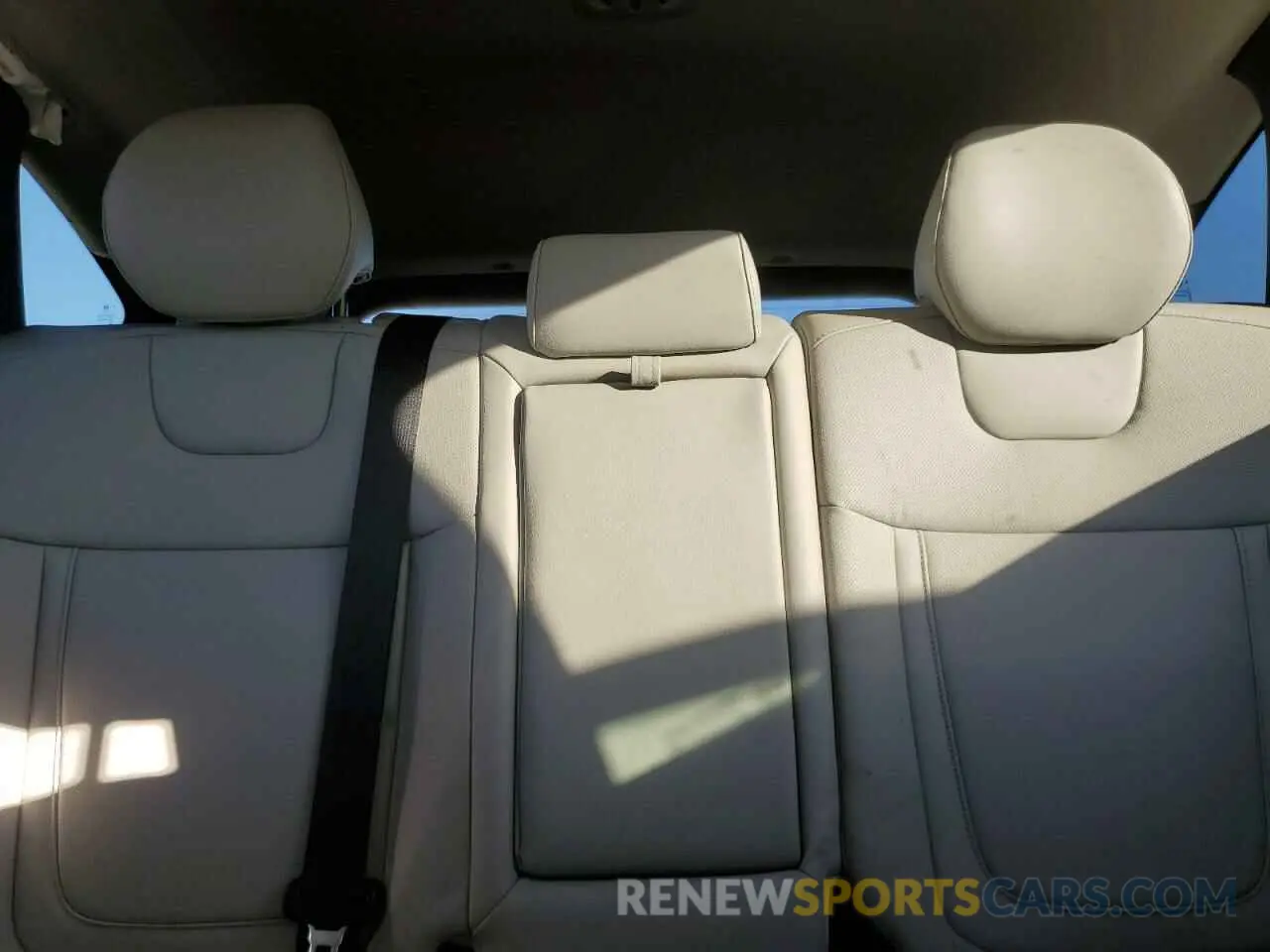 10 fotografías del automóvil dañado 5NMJFCDE5RH311589 HYUNDAI TUCSON 2024