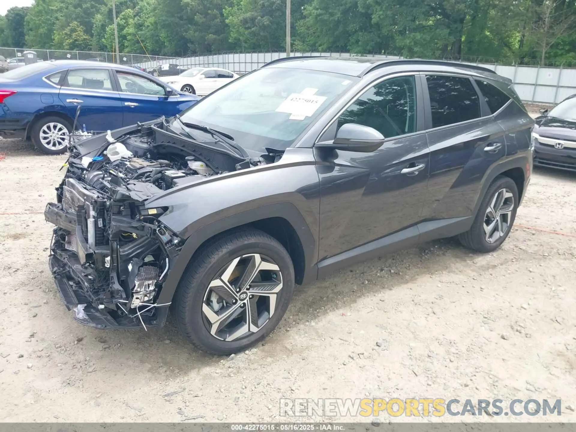 2 fotografías del automóvil dañado 5NMJFCDE6RH296827 HYUNDAI TUCSON 2024
