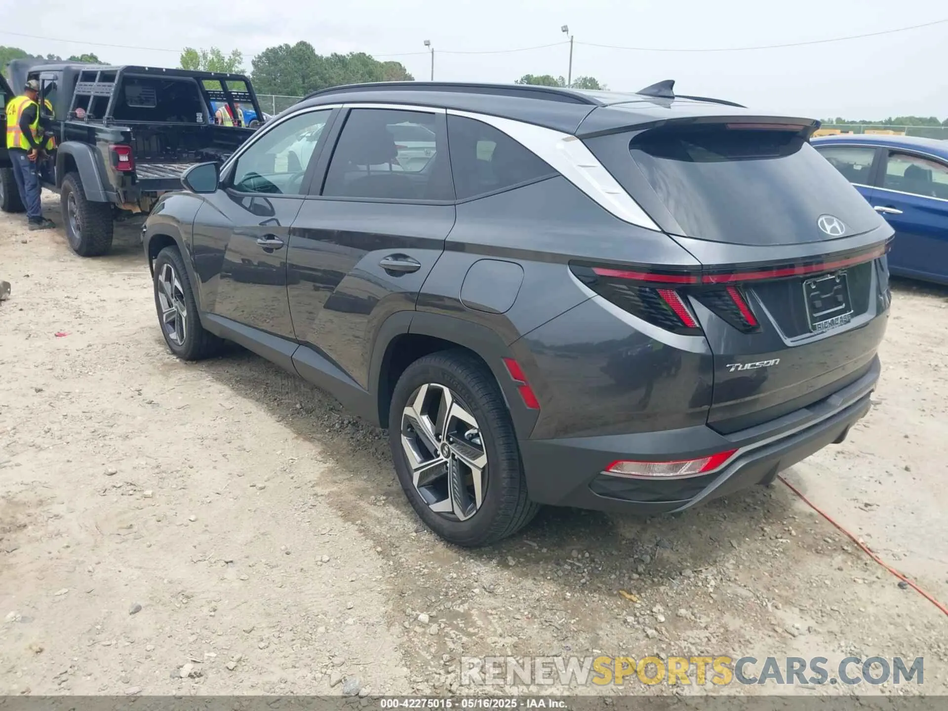 3 fotografías del automóvil dañado 5NMJFCDE6RH296827 HYUNDAI TUCSON 2024
