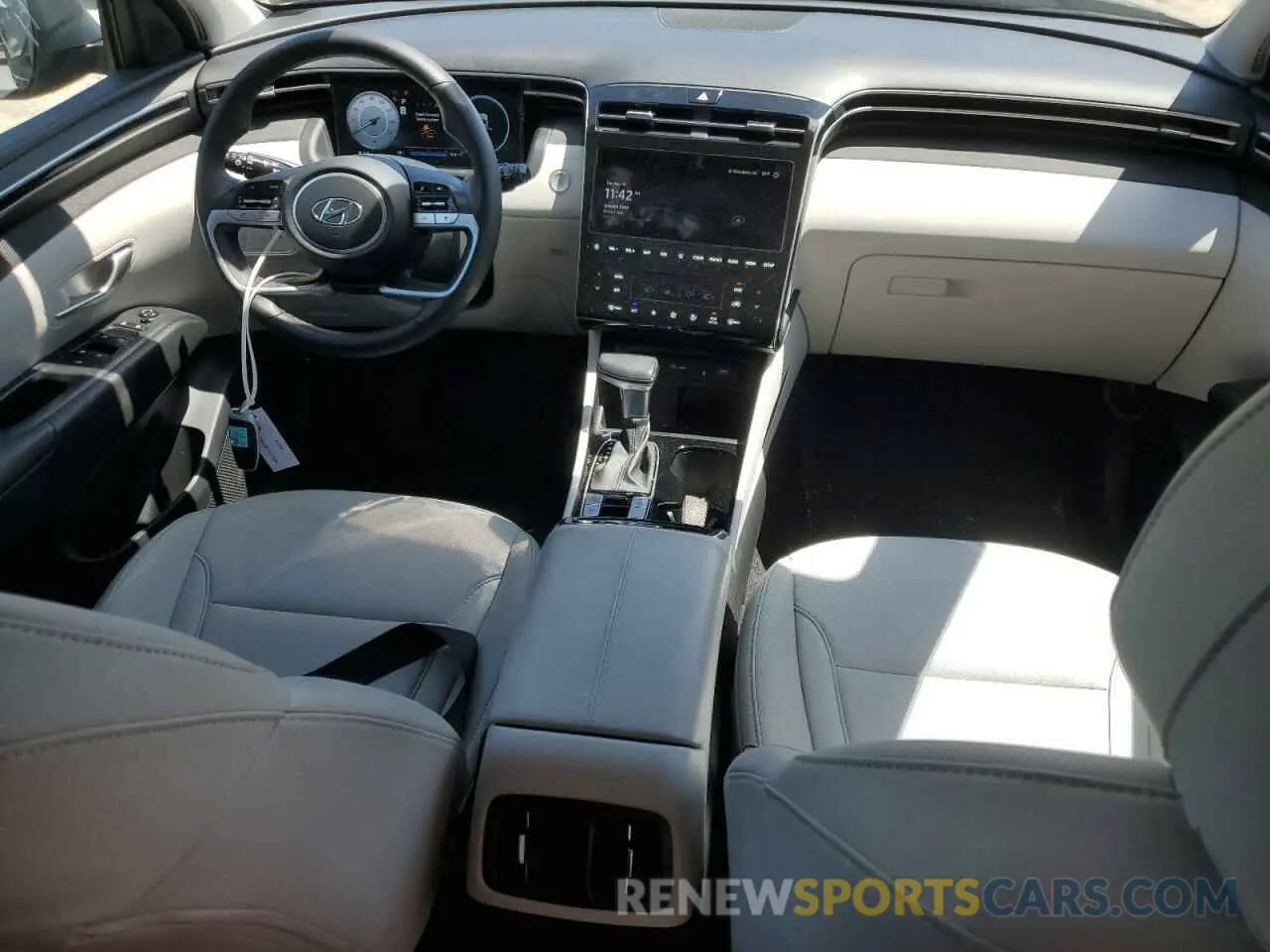 8 fotografías del automóvil dañado 5NMJFCDEXRH339520 HYUNDAI TUCSON 2024