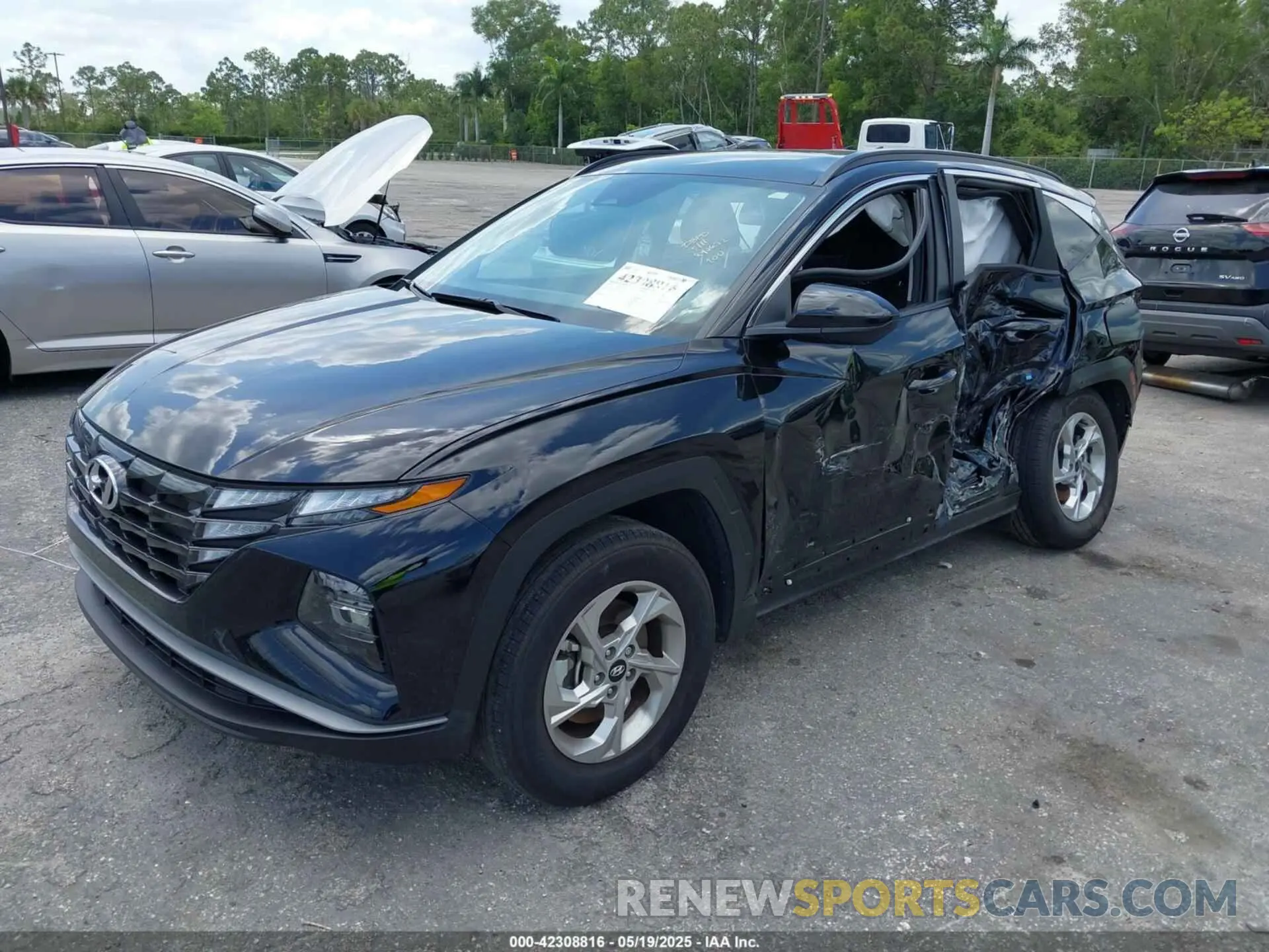 2 fotografías del automóvil dañado KM8JB3DE8RU350306 HYUNDAI TUCSON 2024