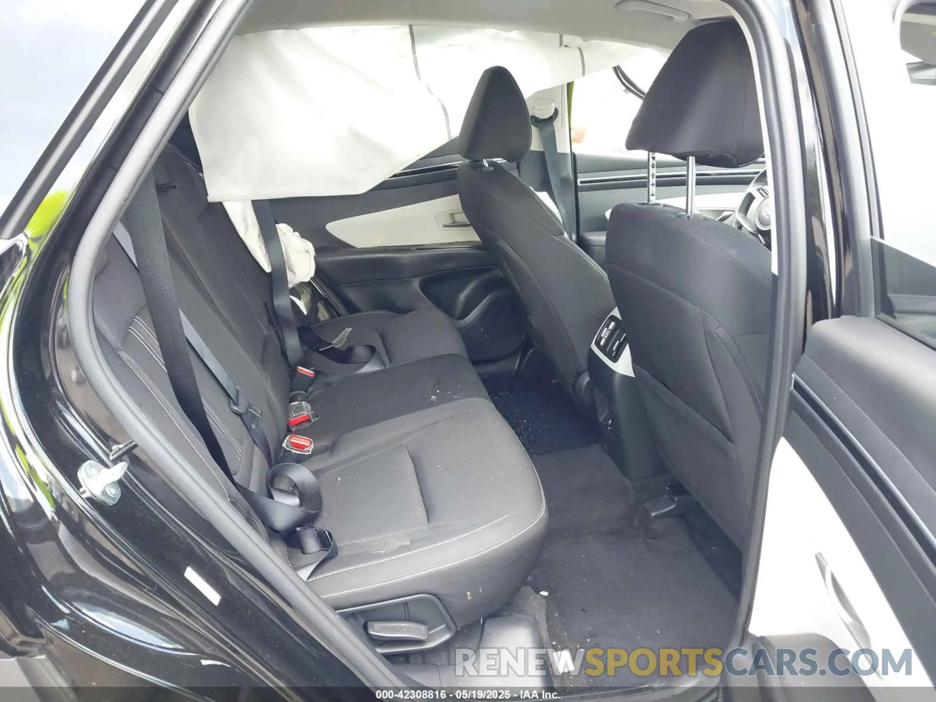 8 fotografías del automóvil dañado KM8JB3DE8RU350306 HYUNDAI TUCSON 2024