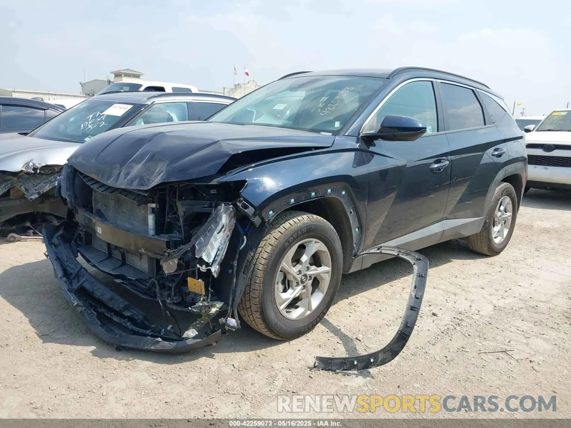 2 fotografías del automóvil dañado KM8JBCDE0RU336450 HYUNDAI TUCSON 2024