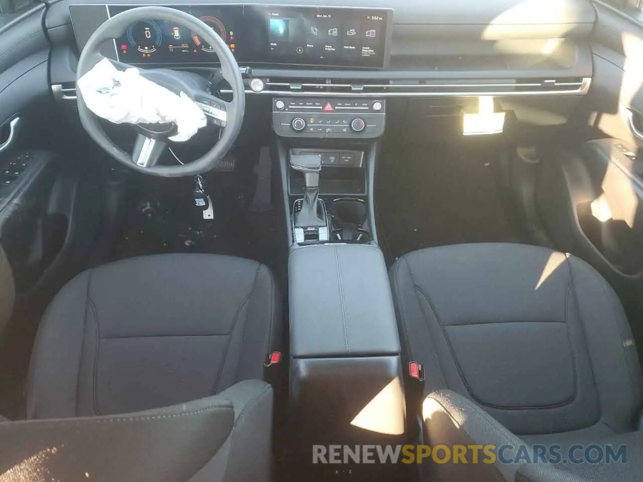 8 fotografías del automóvil dañado 3KMJA3DE1SE011573 HYUNDAI TUCSON 2025