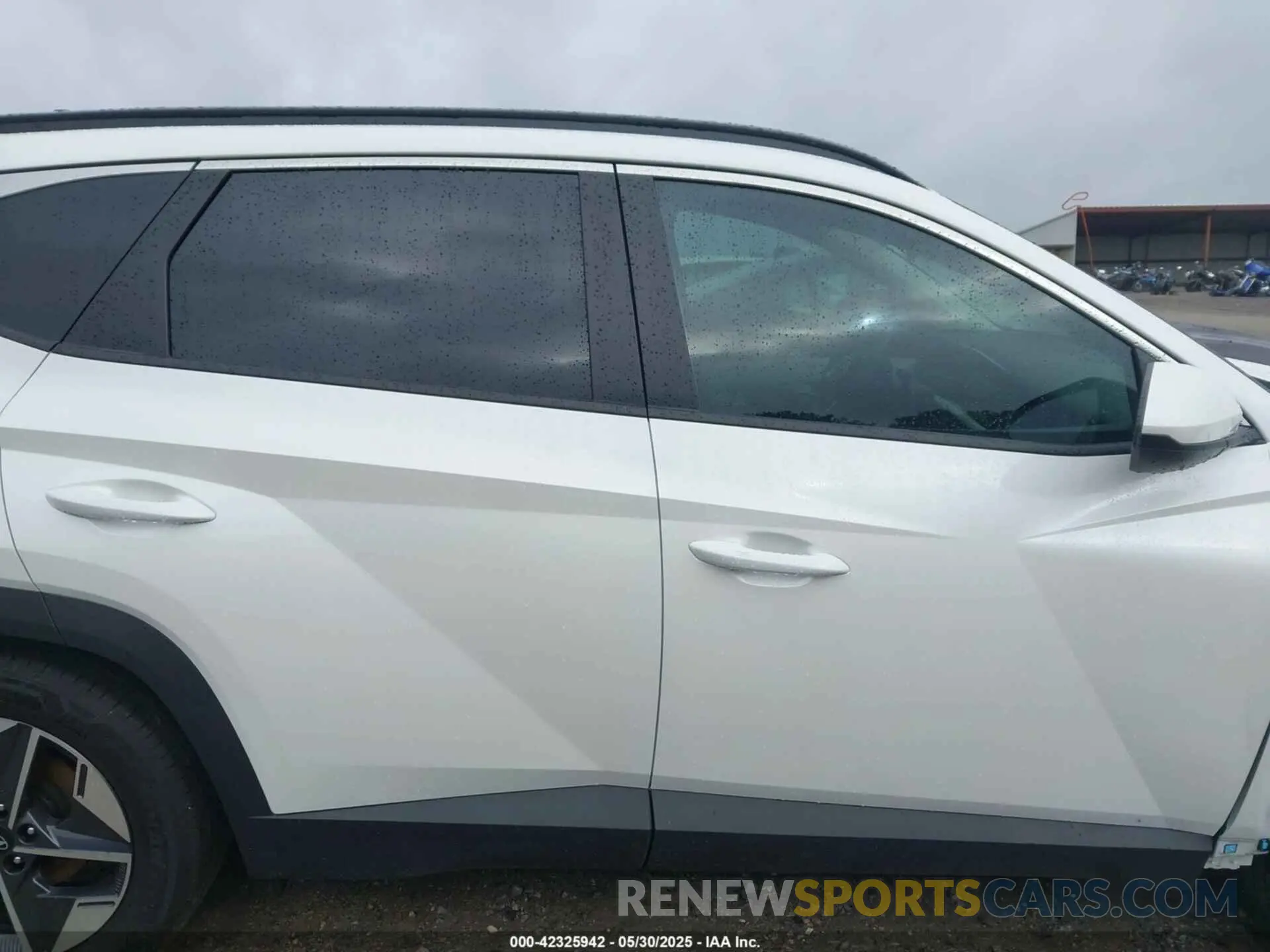 13 fotografías del automóvil dañado 3KMJB3DE7SE015687 HYUNDAI TUCSON 2025