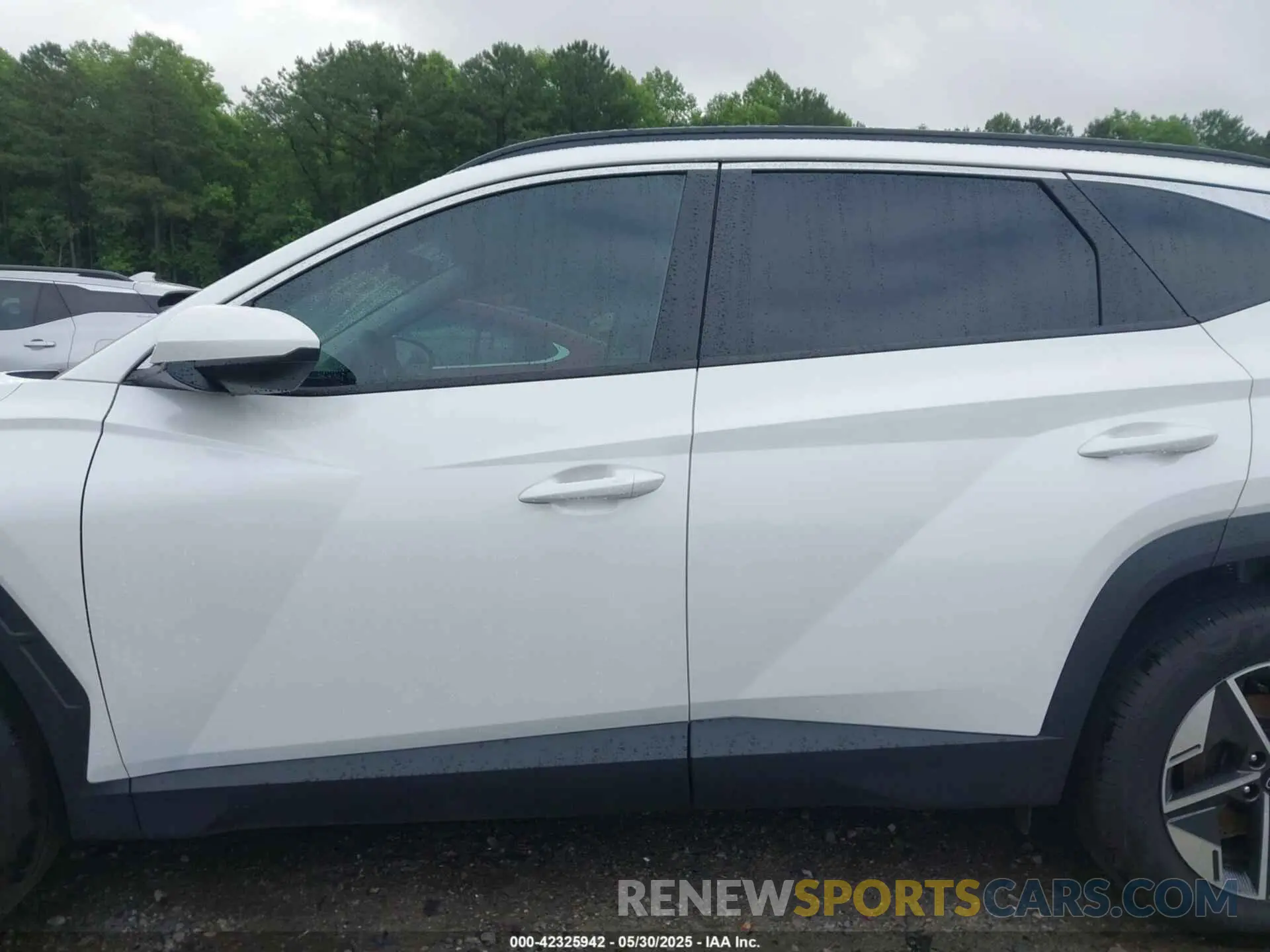14 fotografías del automóvil dañado 3KMJB3DE7SE015687 HYUNDAI TUCSON 2025