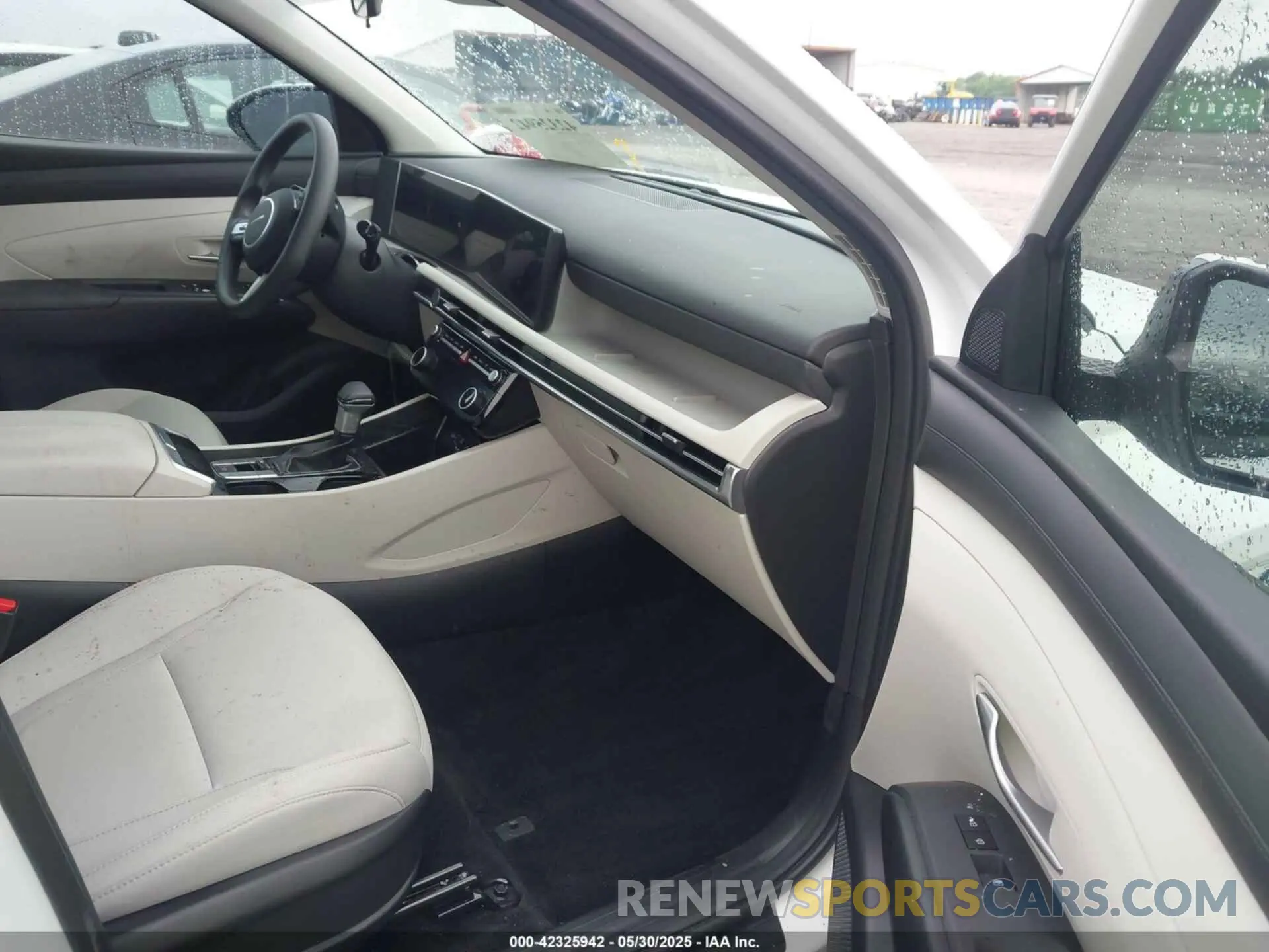 5 fotografías del automóvil dañado 3KMJB3DE7SE015687 HYUNDAI TUCSON 2025