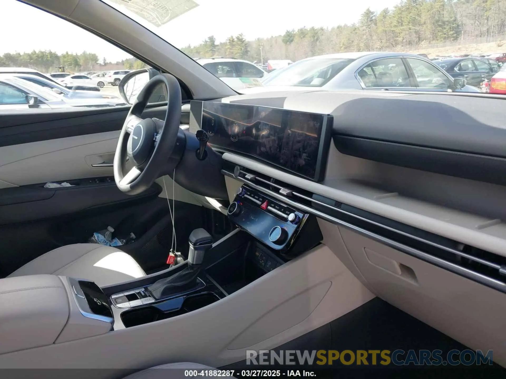 5 fotografías del automóvil dañado 3KMJBCDE1SE002692 HYUNDAI TUCSON 2025