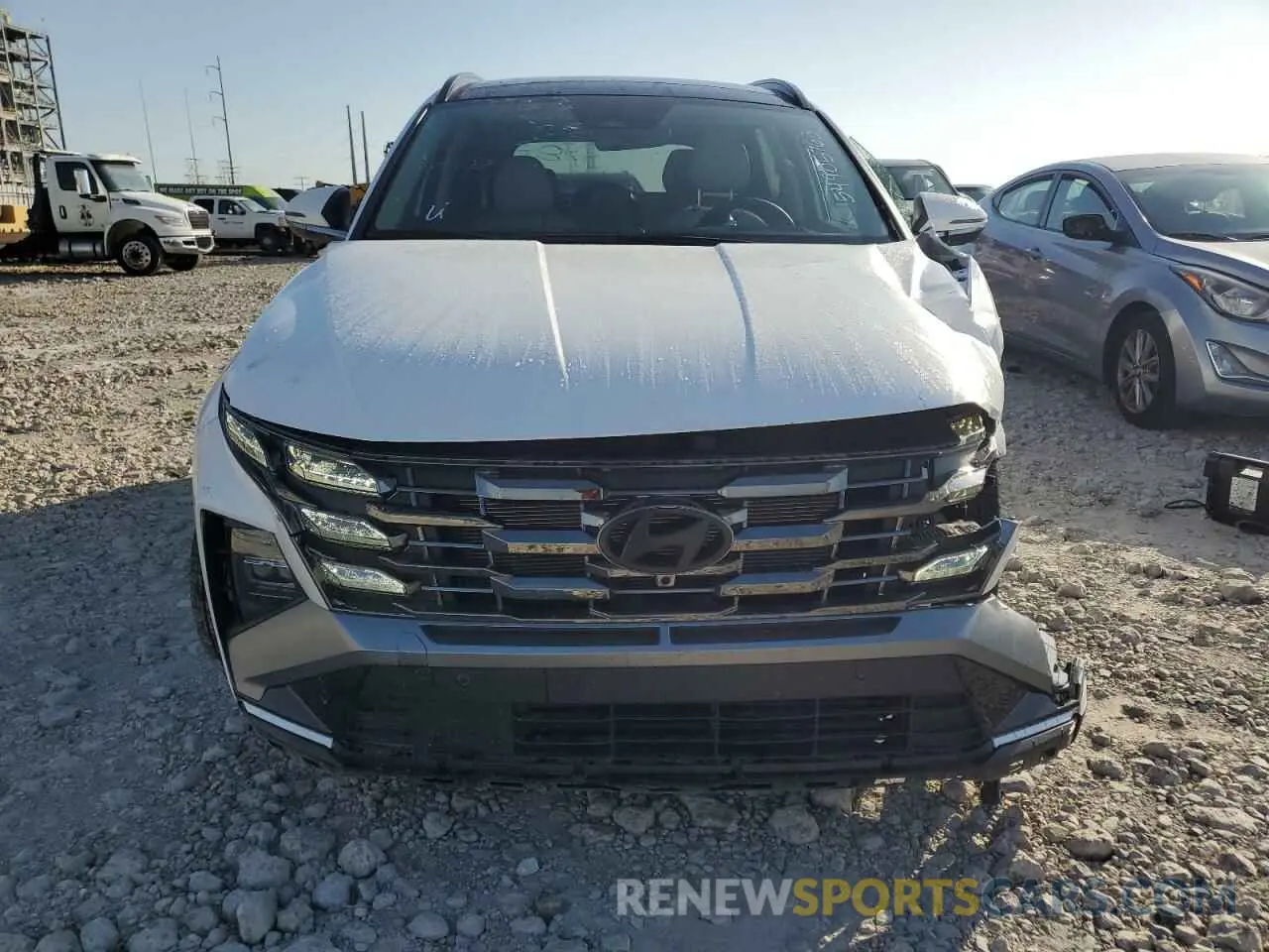 5 fotografías del automóvil dañado 3KMJE3DE9SE018758 HYUNDAI TUCSON 2025