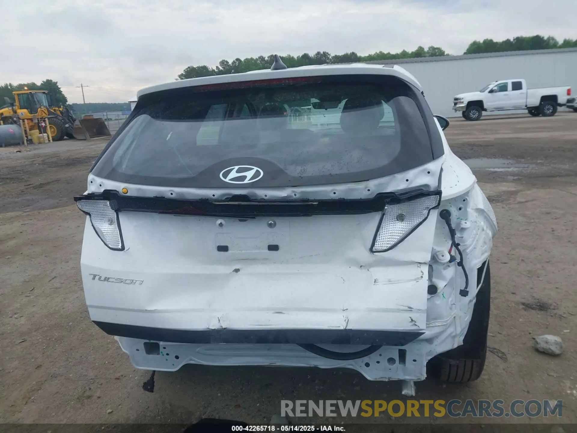17 fotografías del automóvil dañado 5NMJA3DE0SH454941 HYUNDAI TUCSON 2025