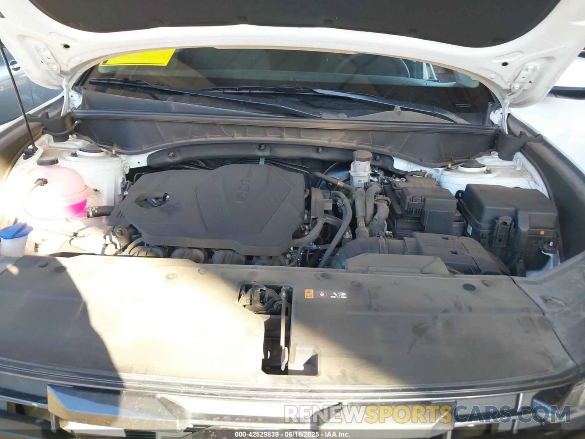 10 fotografías del automóvil dañado 5NMJA3DE1SH475331 HYUNDAI TUCSON 2025