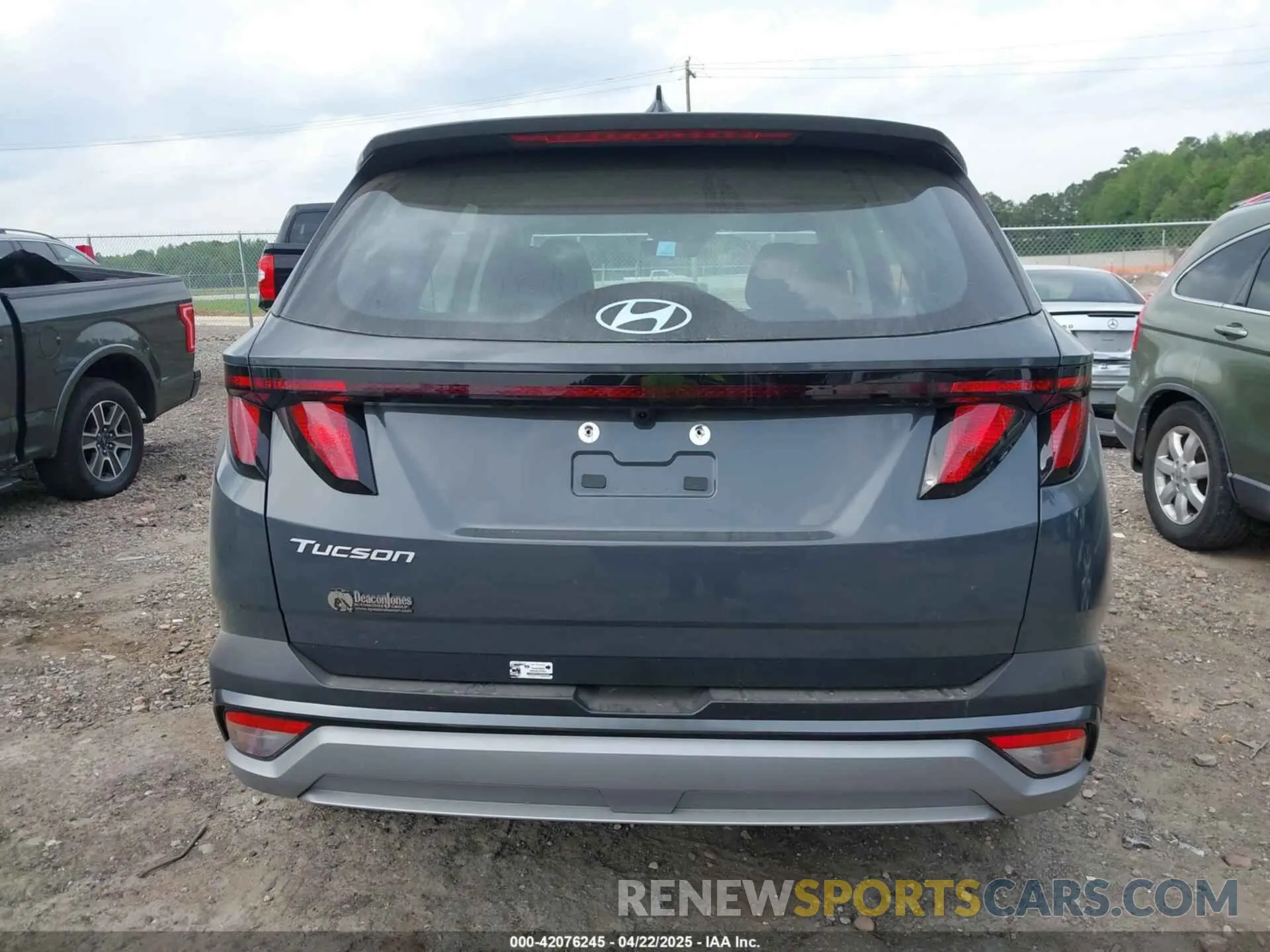 16 fotografías del automóvil dañado 5NMJA3DE6SH521672 HYUNDAI TUCSON 2025