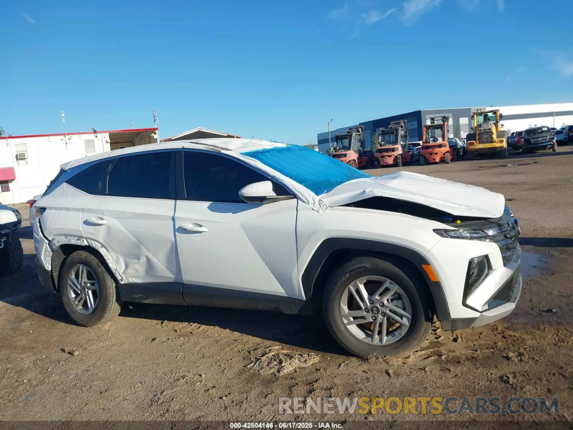 12 fotografías del automóvil dañado 5NMJA3DE7SH512124 HYUNDAI TUCSON 2025