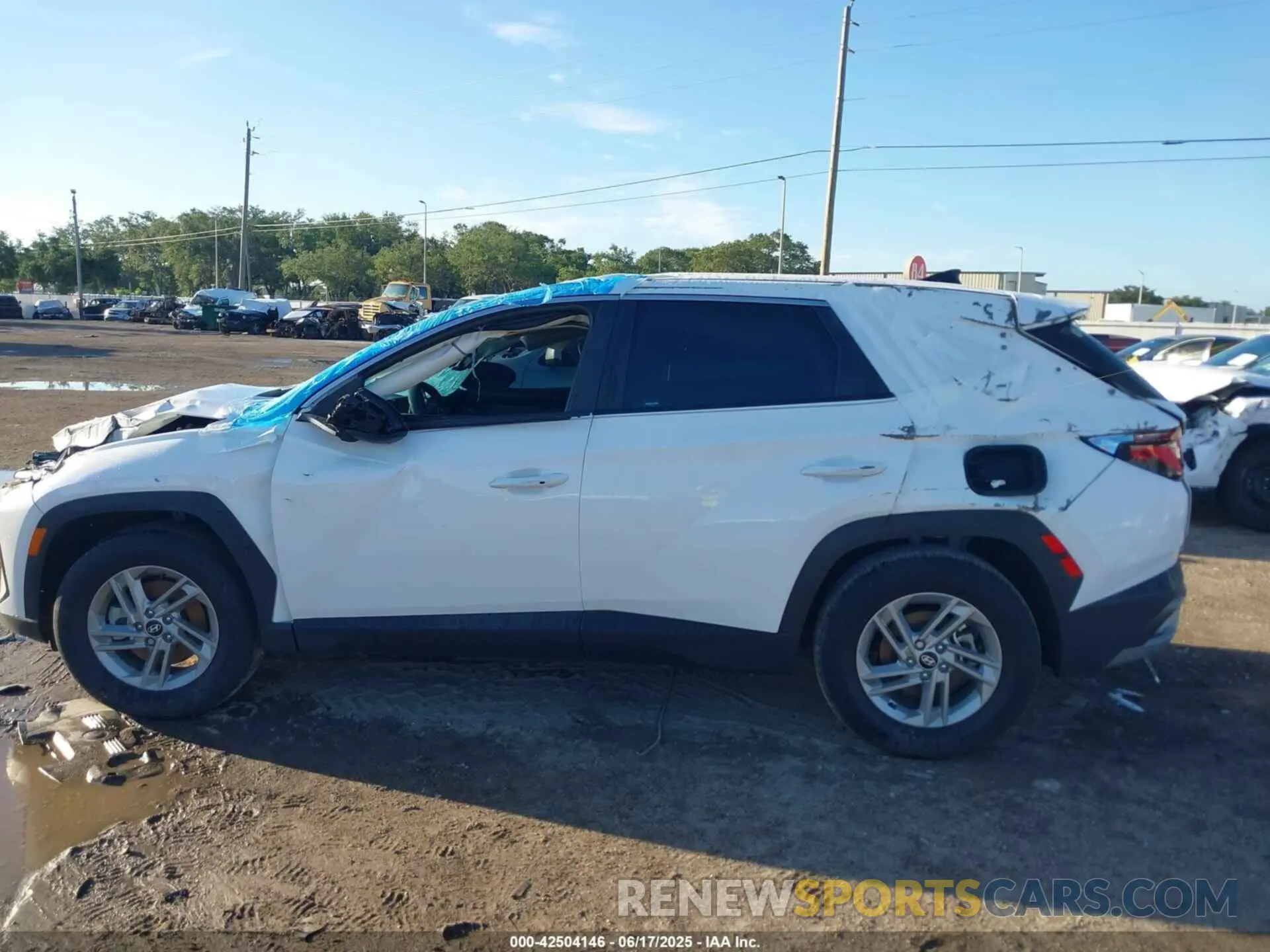 13 fotografías del automóvil dañado 5NMJA3DE7SH512124 HYUNDAI TUCSON 2025