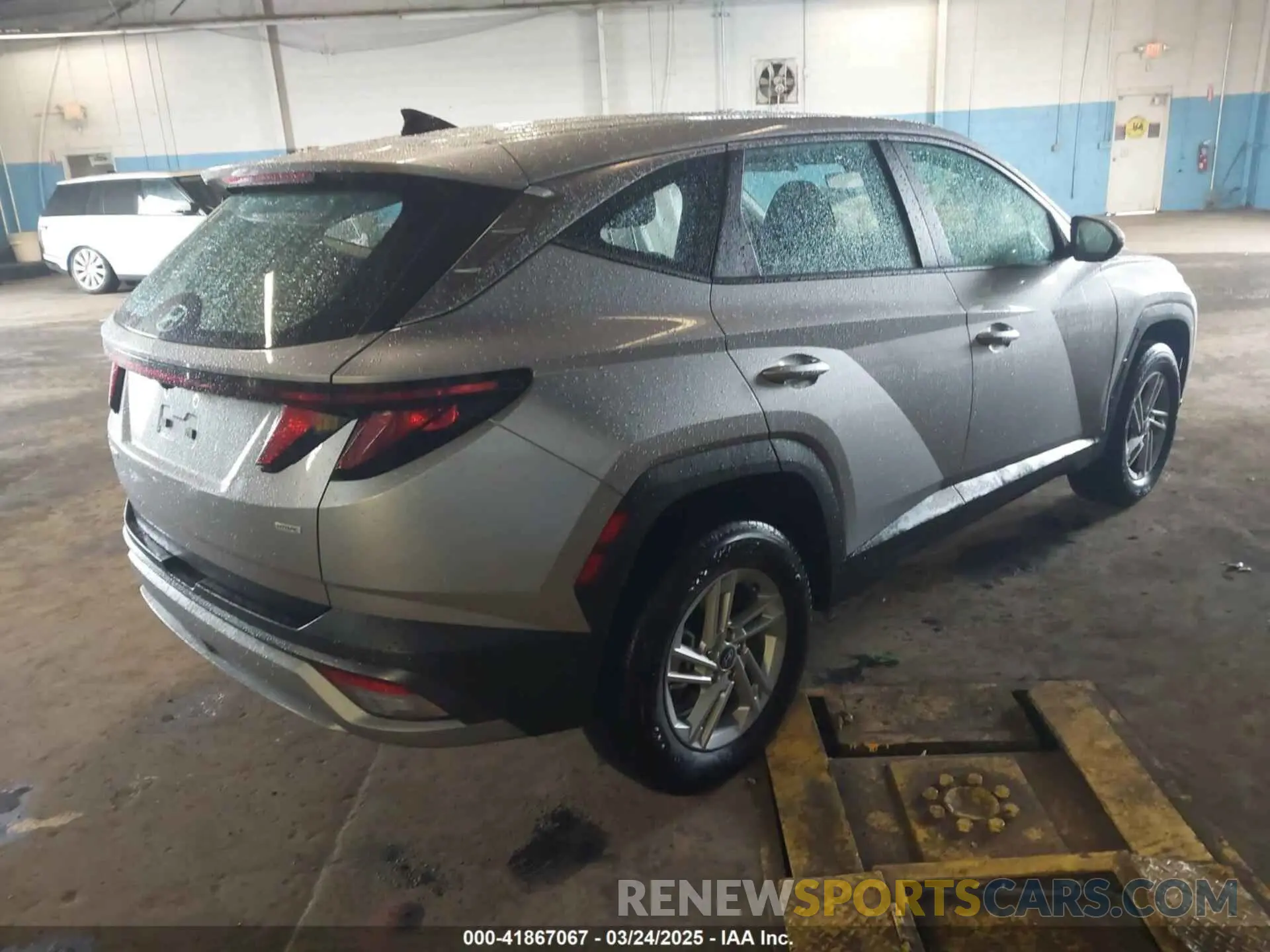 4 fotografías del automóvil dañado 5NMJACDE3SH451919 HYUNDAI TUCSON 2025