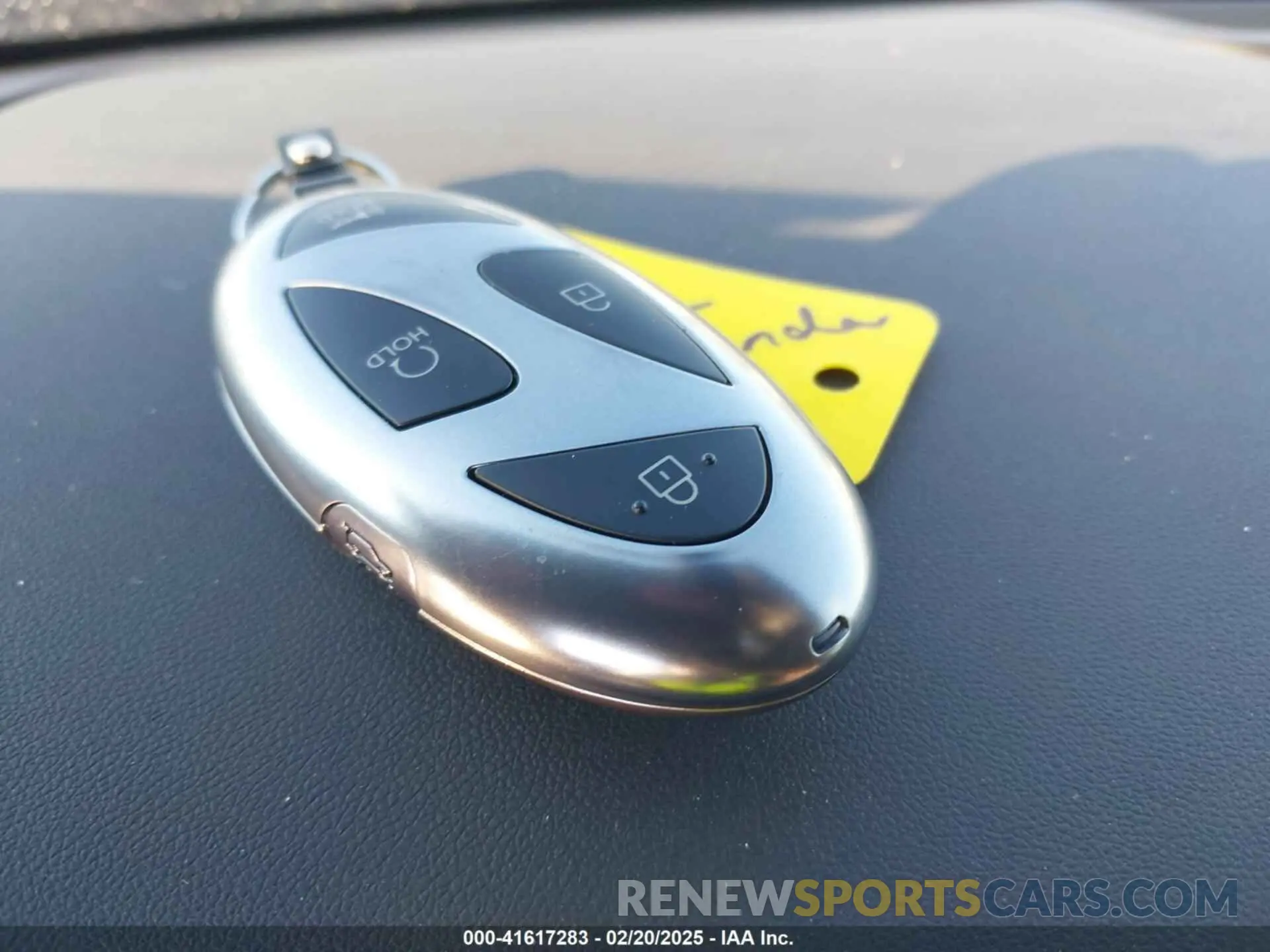 11 fotografías del automóvil dañado 5NMJB3DE0SH450000 HYUNDAI TUCSON 2025
