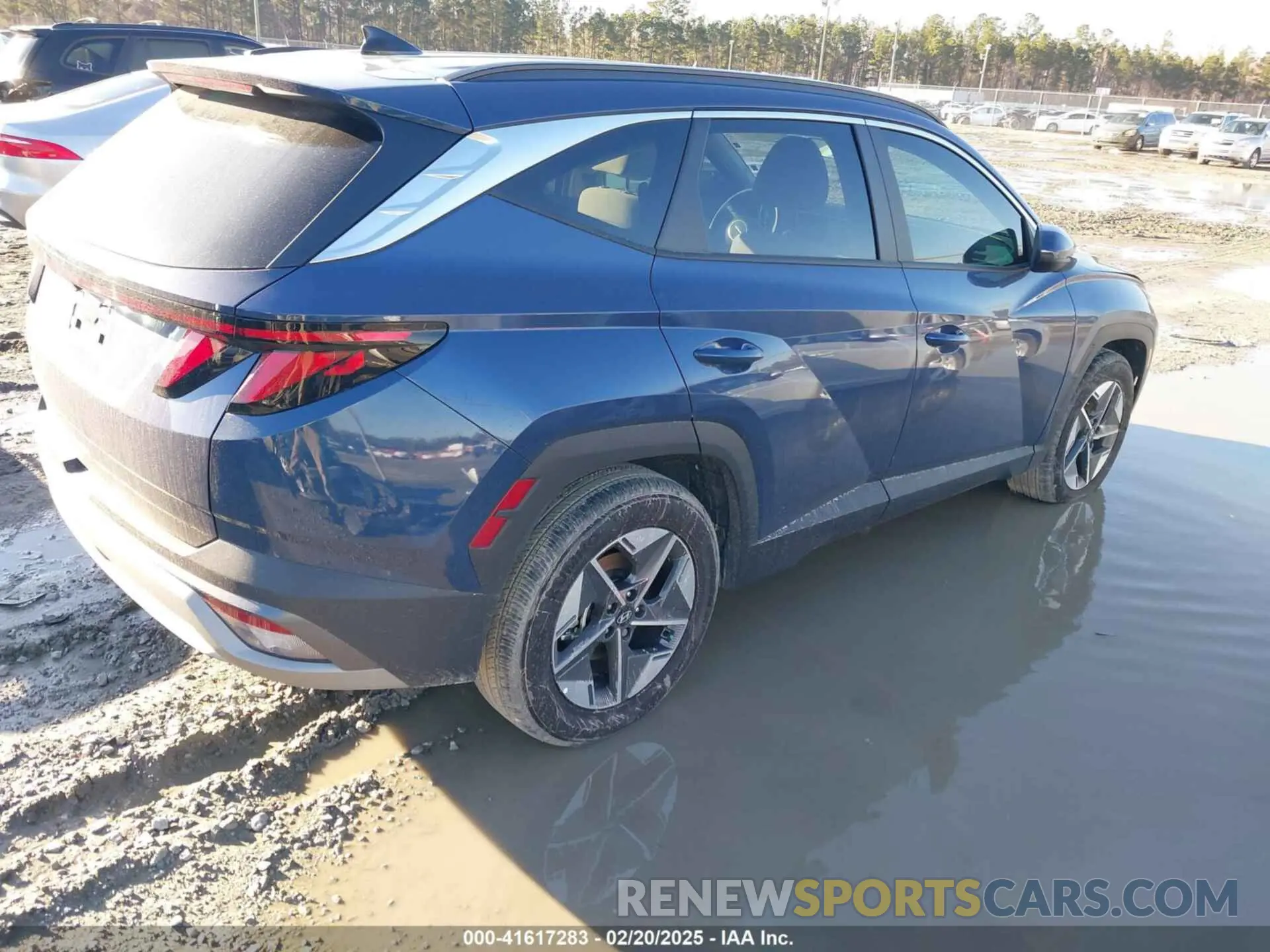 4 fotografías del automóvil dañado 5NMJB3DE0SH450000 HYUNDAI TUCSON 2025