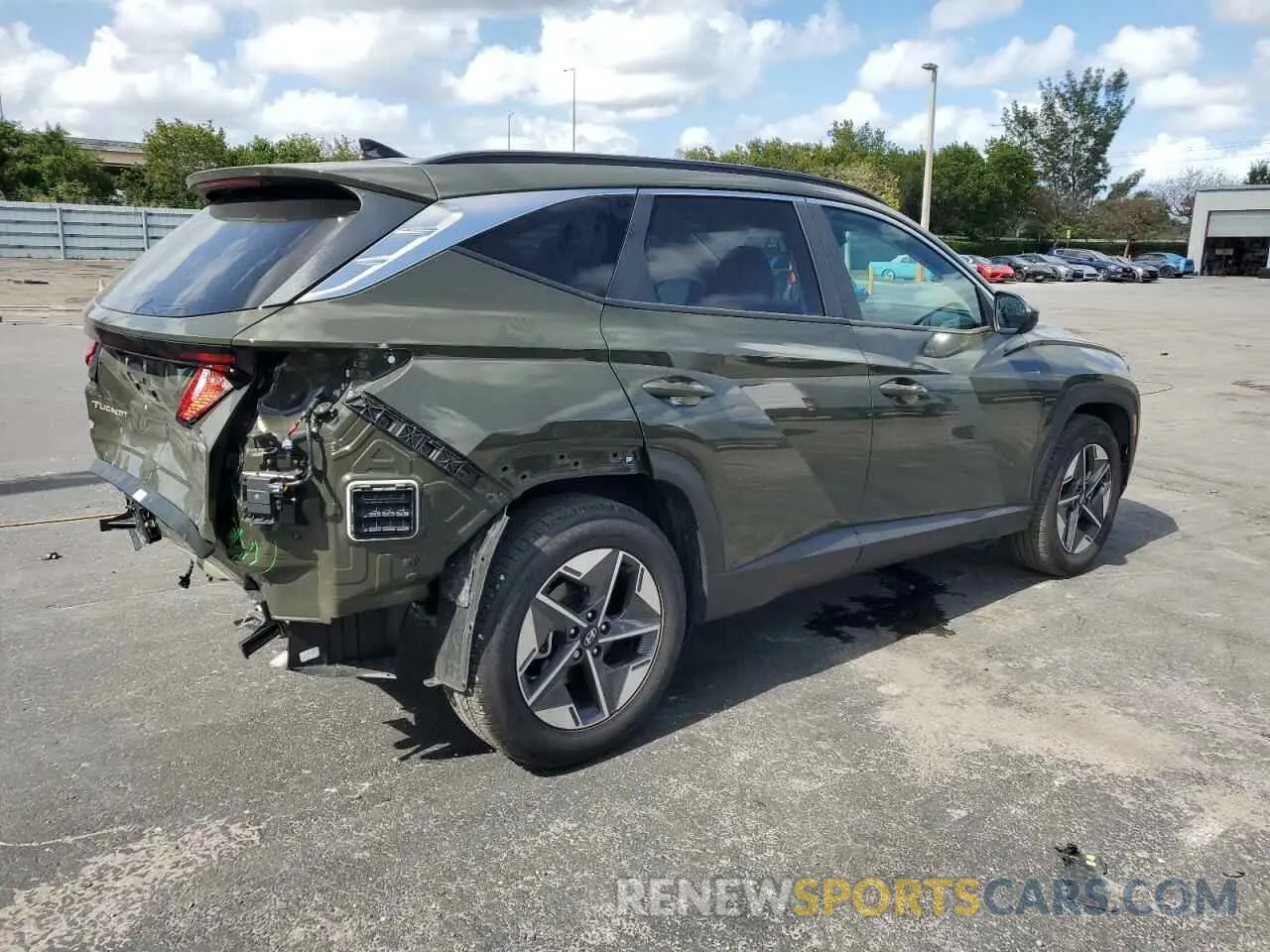 3 fotografías del automóvil dañado 5NMJB3DE3SH472587 HYUNDAI TUCSON 2025